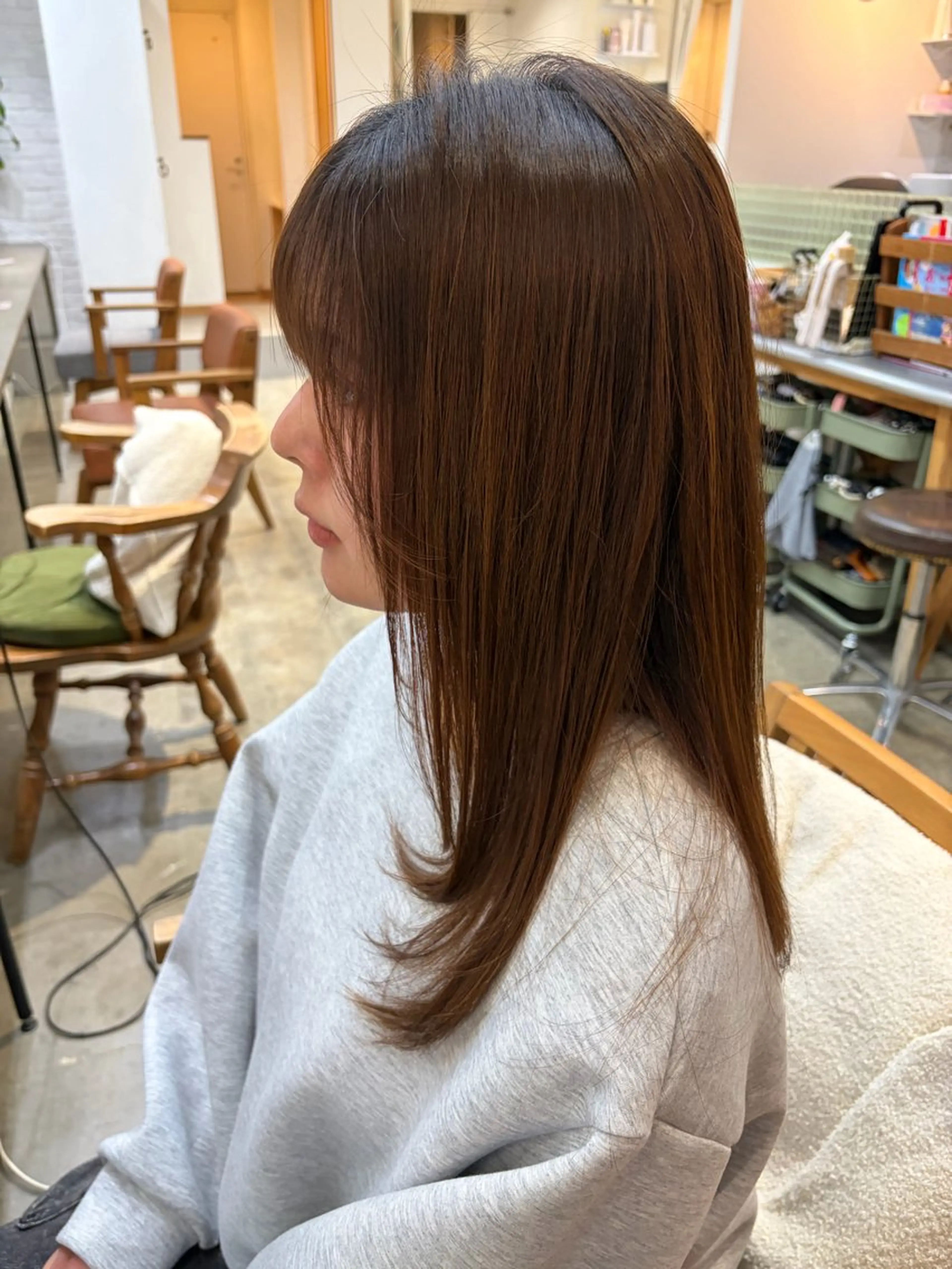 ロング 縮毛矯正 UNBIRTHDAY いずみのヘアスタイル