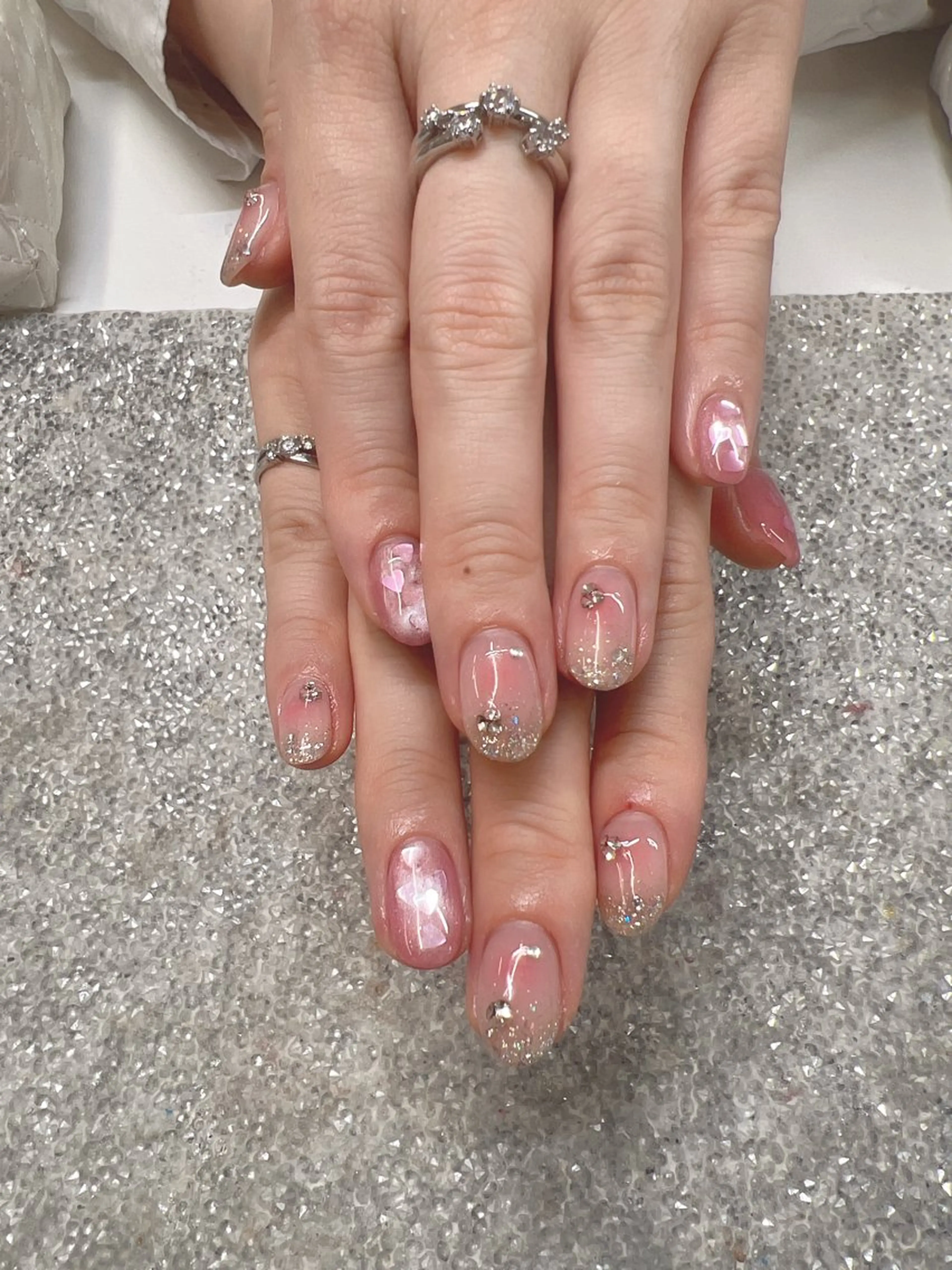 ネイル Guarendo錦糸町店所属・ガレンドウ 白澤 愛子のネイルデザイン