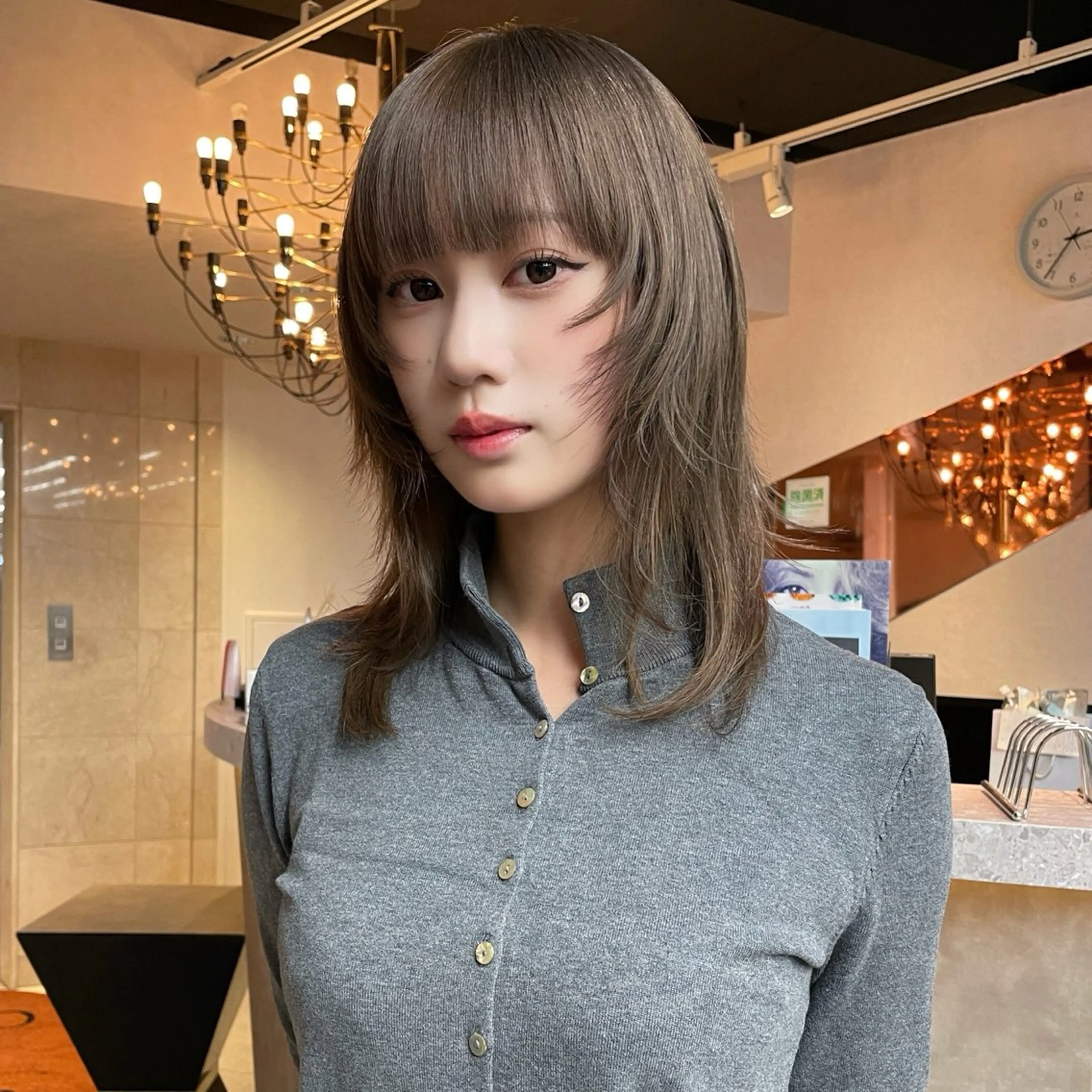ミディアム カラー カット ヘアカラー トリートメント 透明感/ベージュ/ 艶髪/ボブ🫧門脇由のヘアスタイル