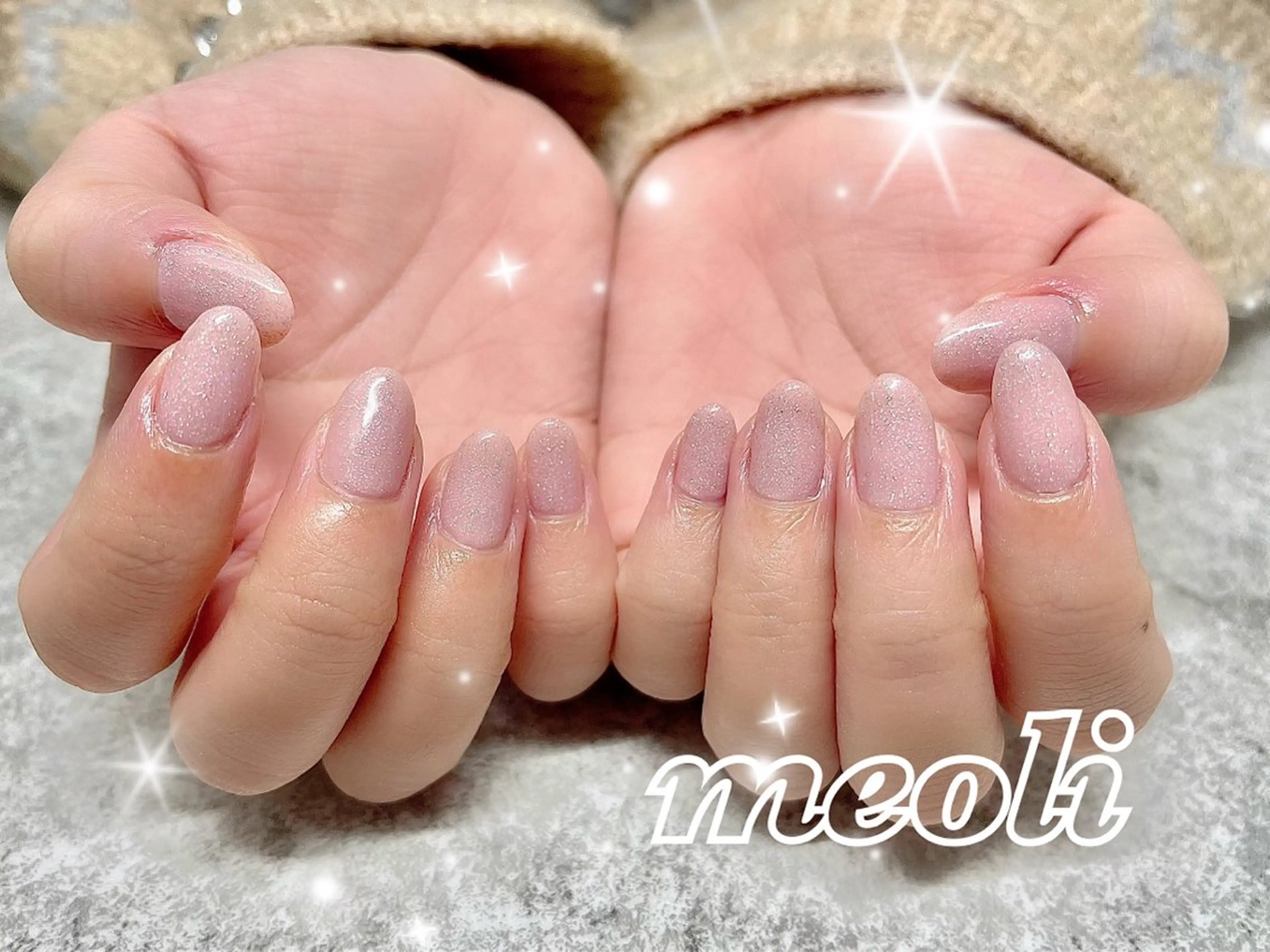 ネイル オーロラネイル ラメ(グリッター) ワンカラーネイル ピンク ハンドネイル nail salon meoli　アヤのネイルデザイン