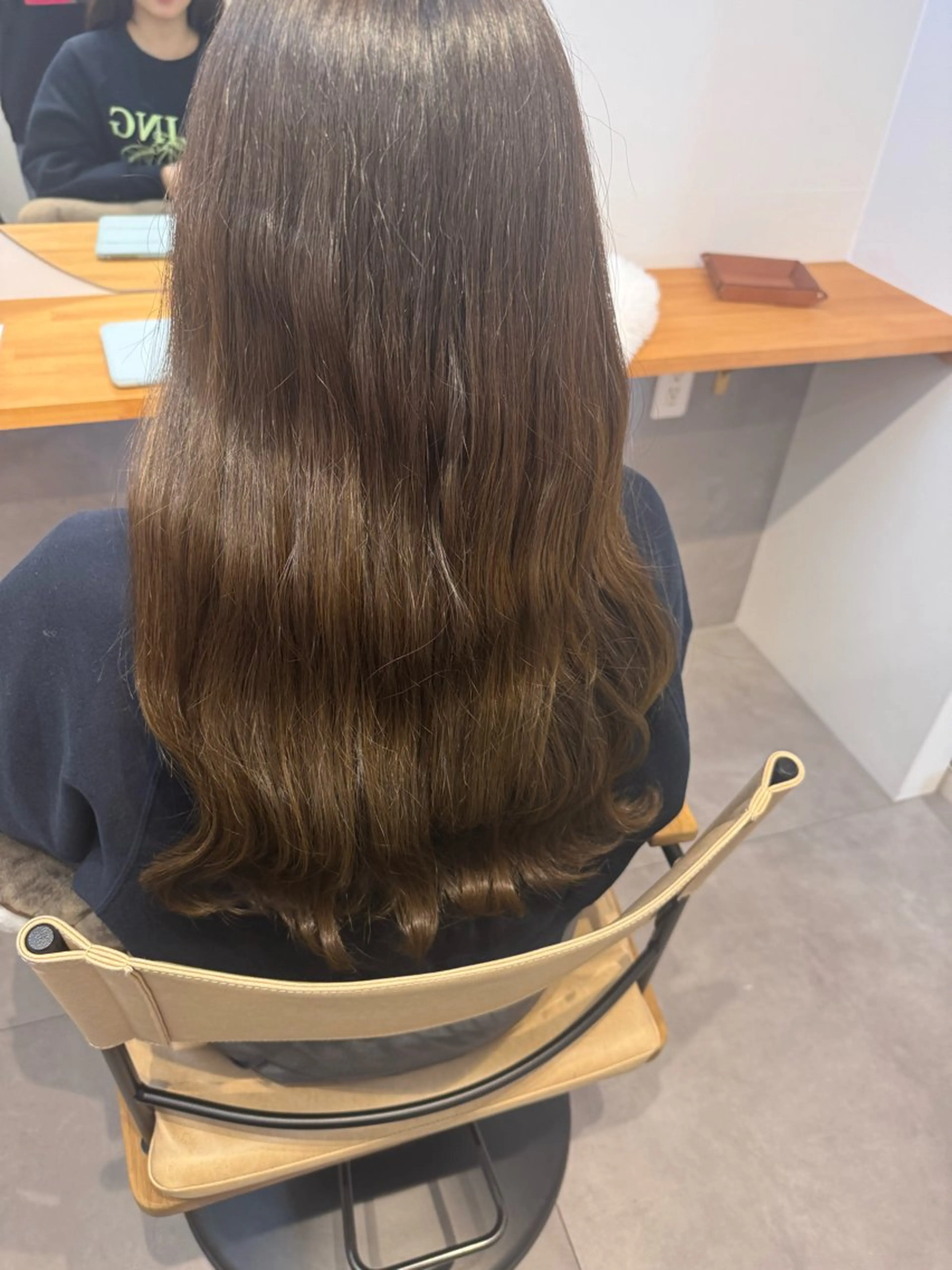 カラー 坪井 れあのヘアスタイル