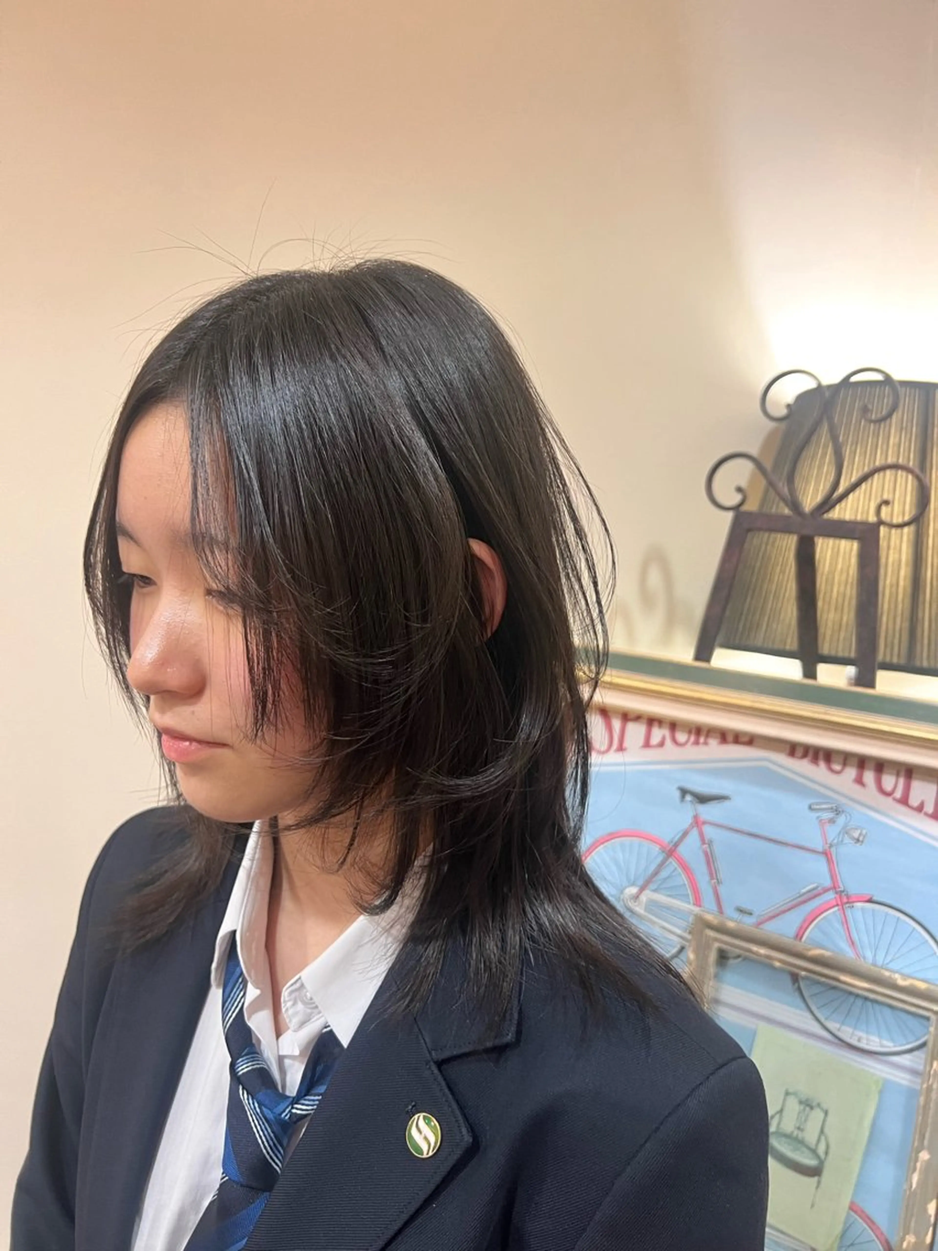 セミロング レイヤーカット ウルフカット カット 縮毛矯正 トリートメント hair&space velon所属・韓国スタイル🫧 サーシャのヘアスタイル