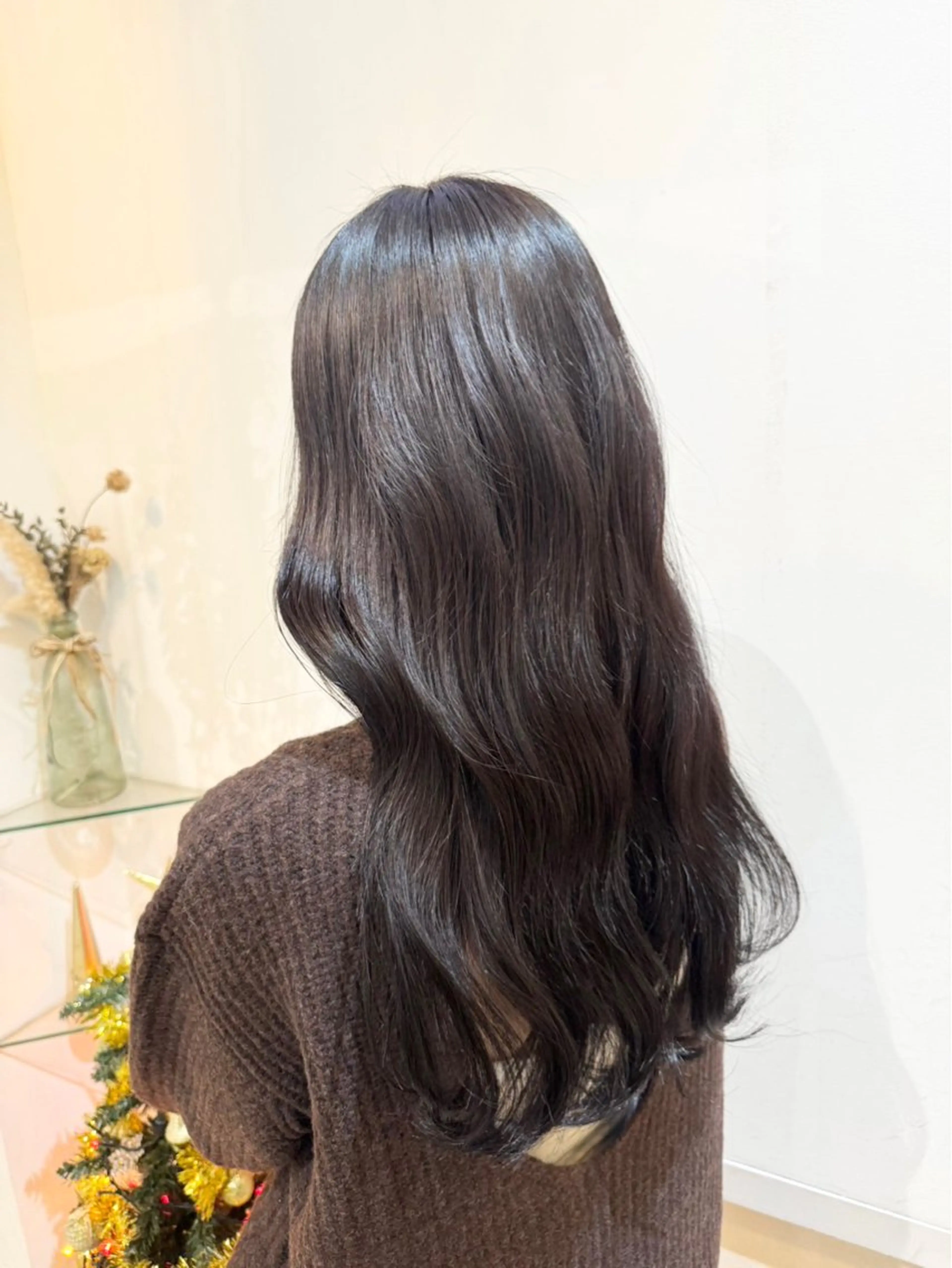 ロング カラー カット ヘアカラー トリートメント 髪質改善カラー🤍 エクステ✨君島由実子のヘアスタイル