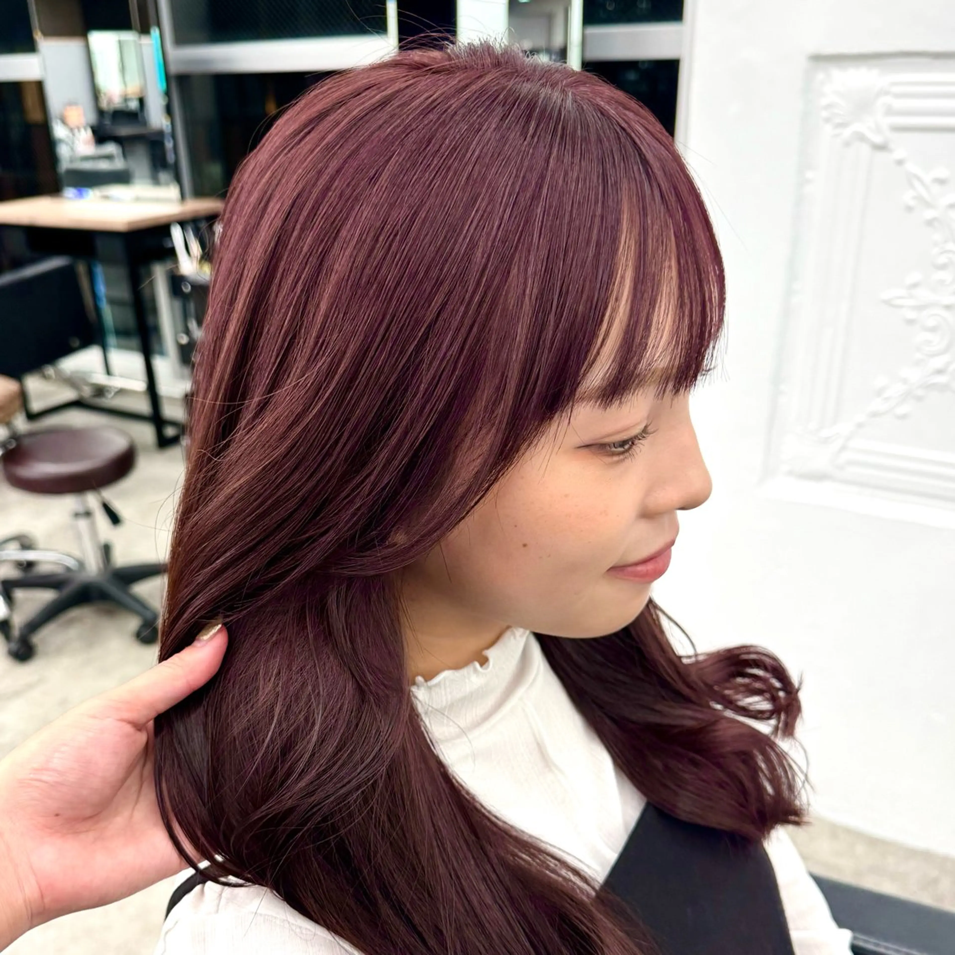 ミディアム カラー ヘアアレンジ 顔周りカット×透明感 カラー💫AINAのヘアスタイル