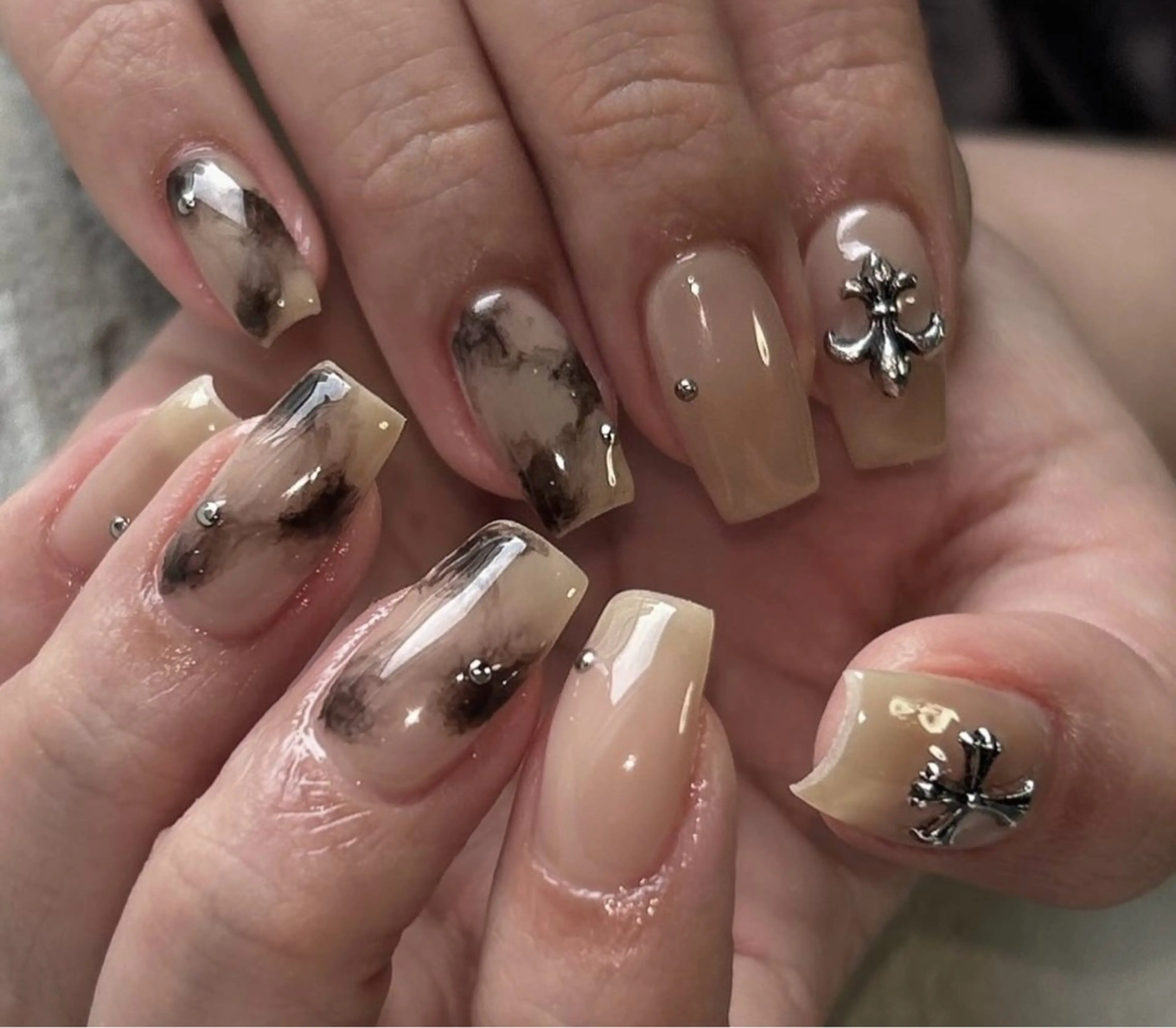 ネイル ハンドネイル BERA NAILSのネイルデザイン