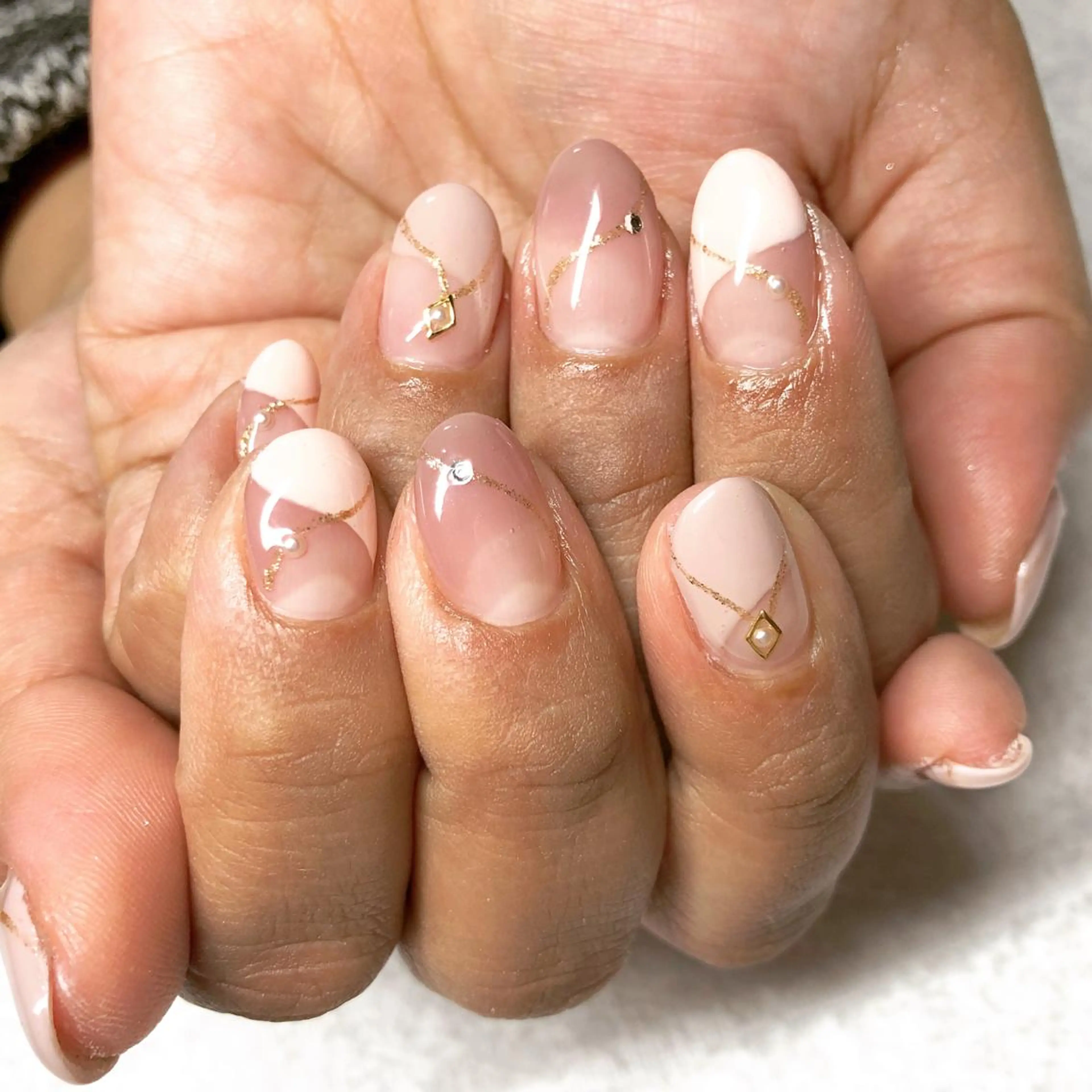 ネイル Emanail 枚方 yoshimiのネイルデザイン