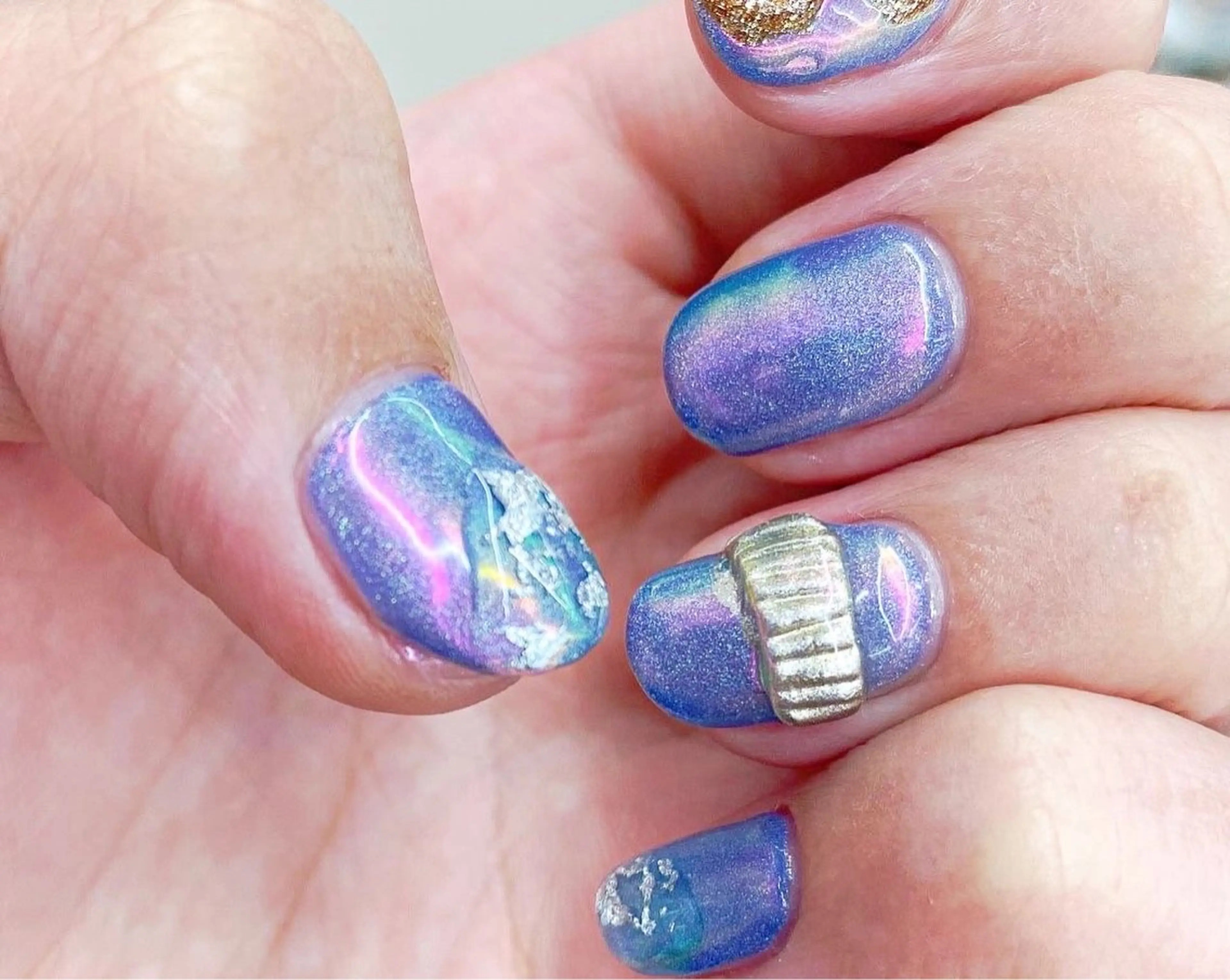 ネイル 田中 愛未のネイルデザイン