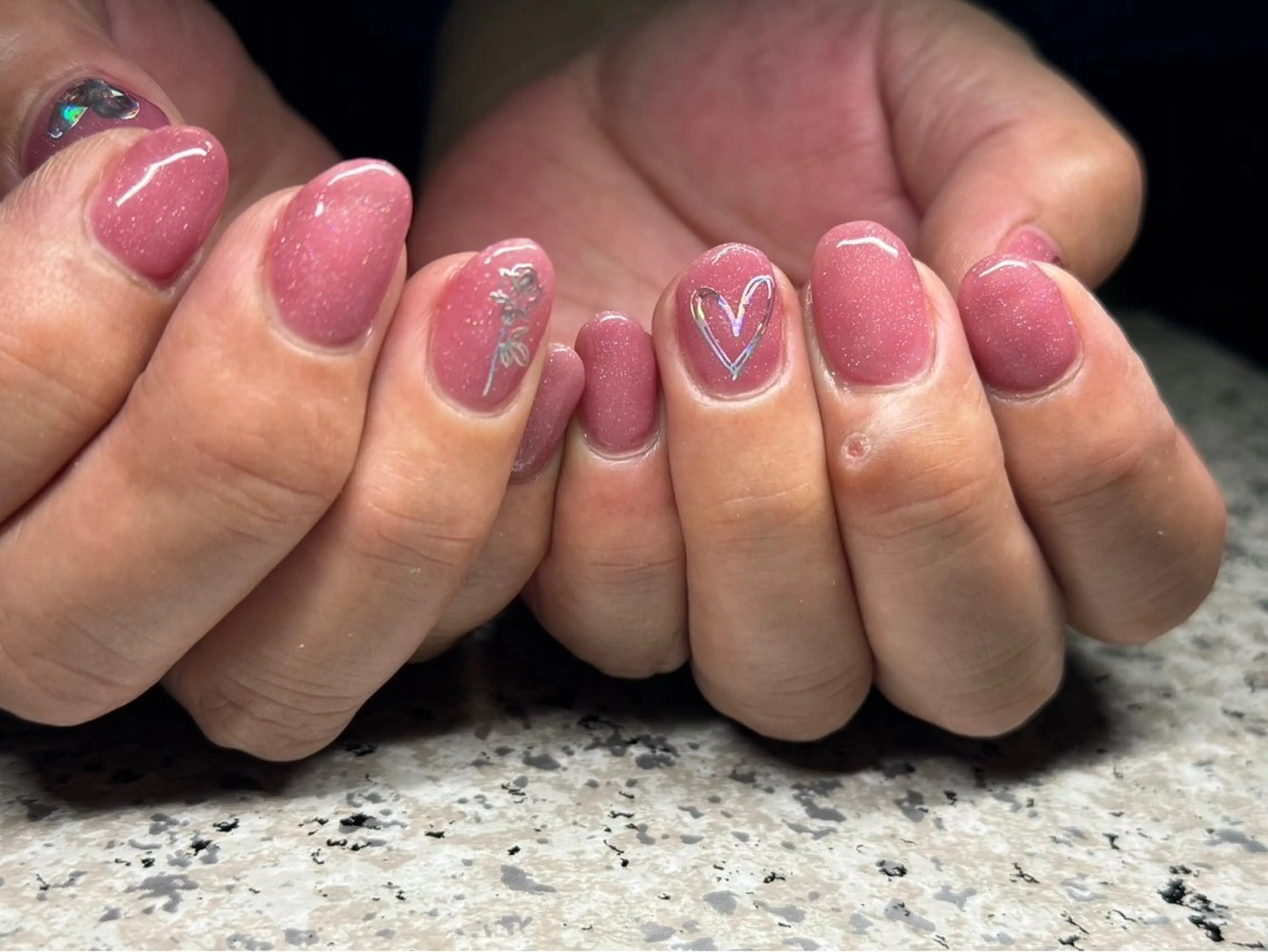ネイル mau nail ,to skinのネイルデザイン