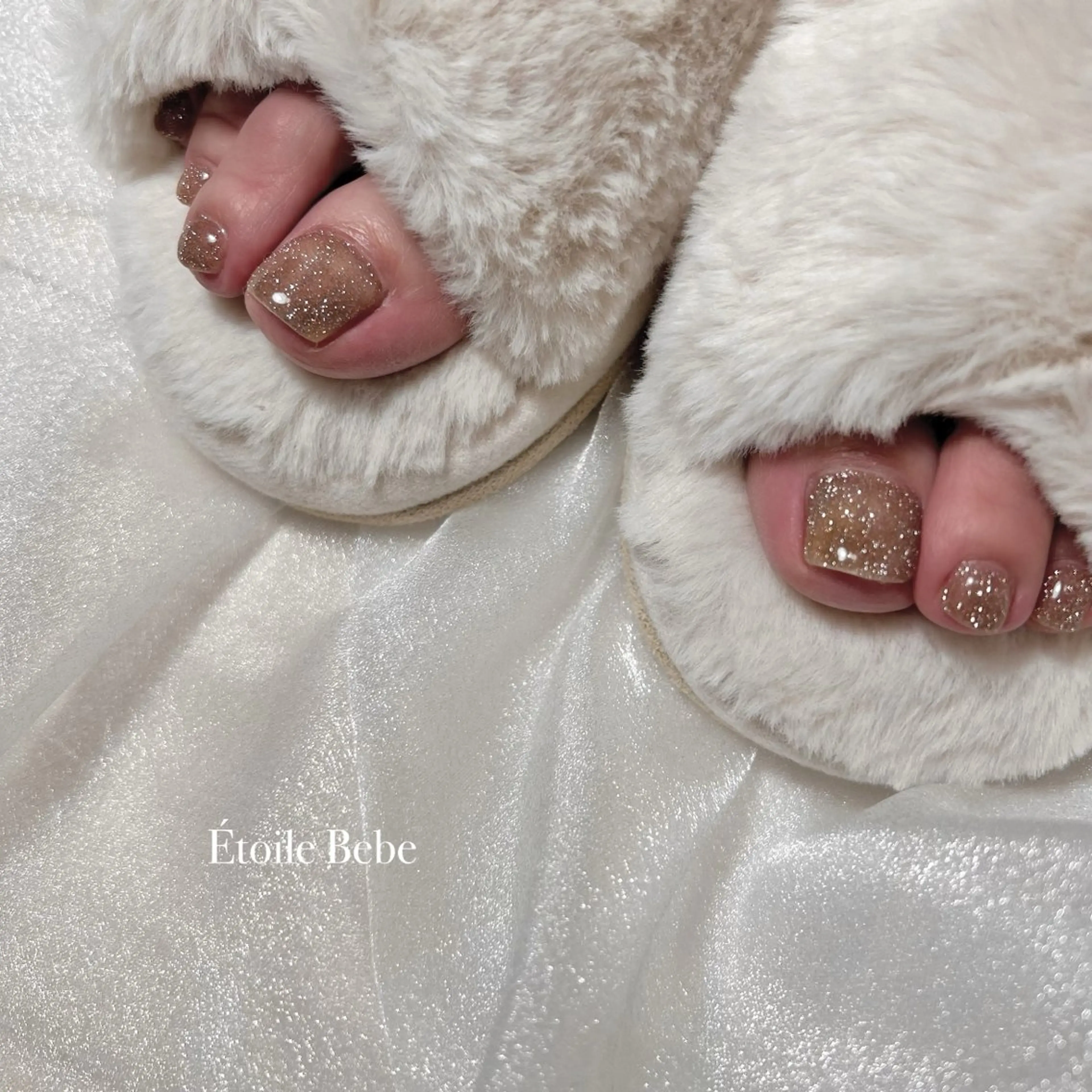 マグネットネイル/フラッシュネイル/ミラーネイル※フットバス付き🛀の写真