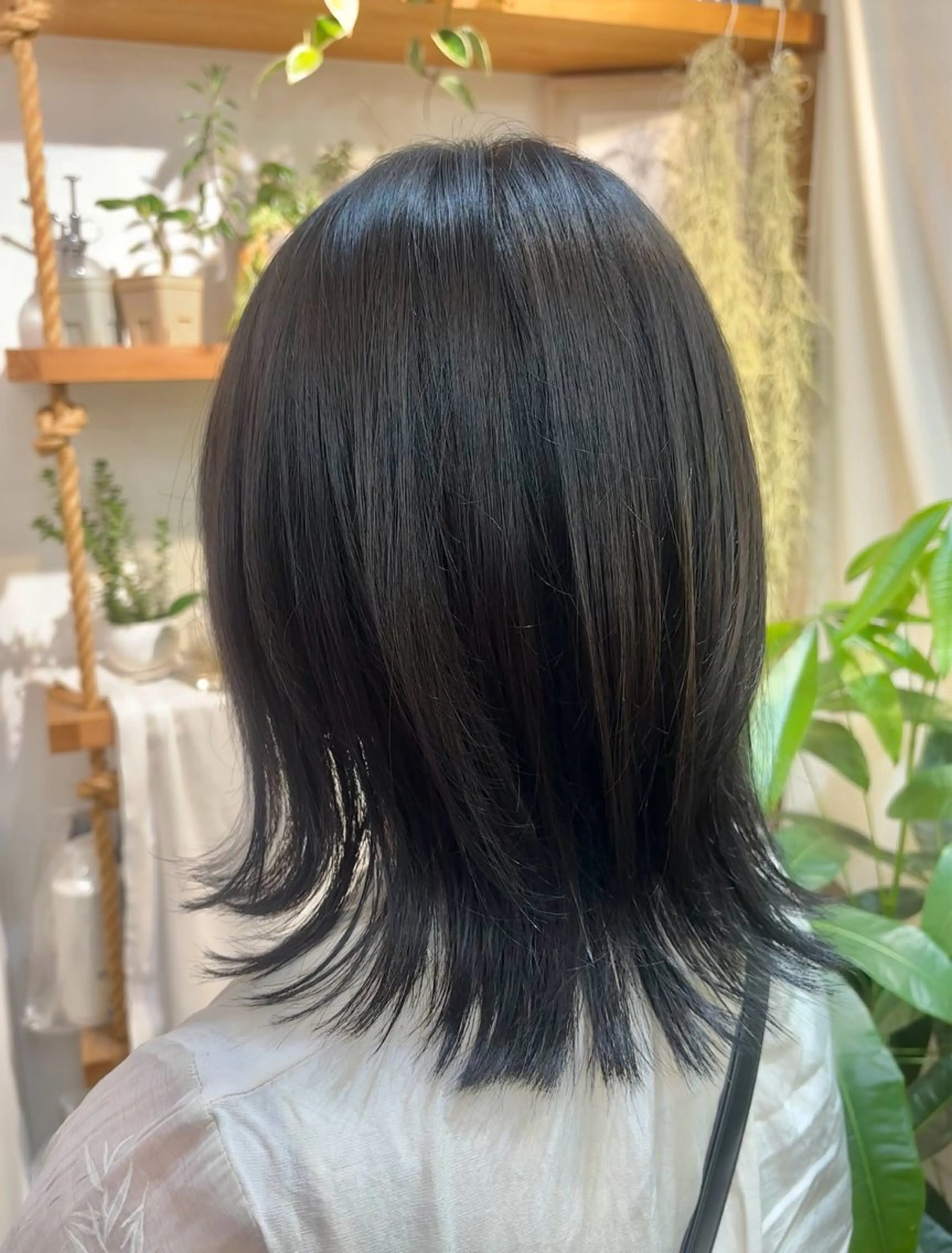 ミディアム カラー カット ヘアカラー カネコ ナナミのヘアスタイル