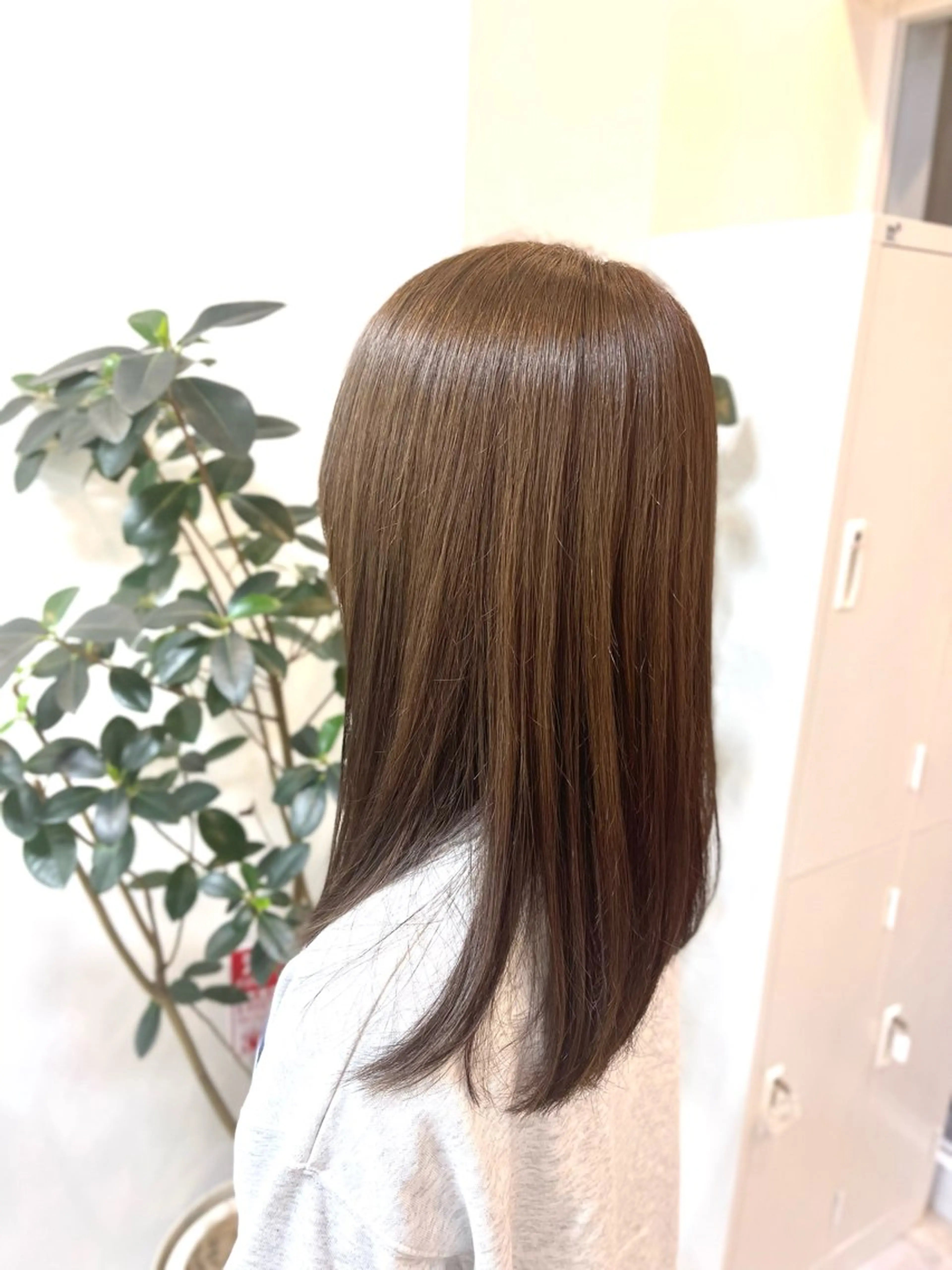 【髪質改善】うねり、広がりに悩む大人女性へ　　イノアカラー+カット+リンクの写真