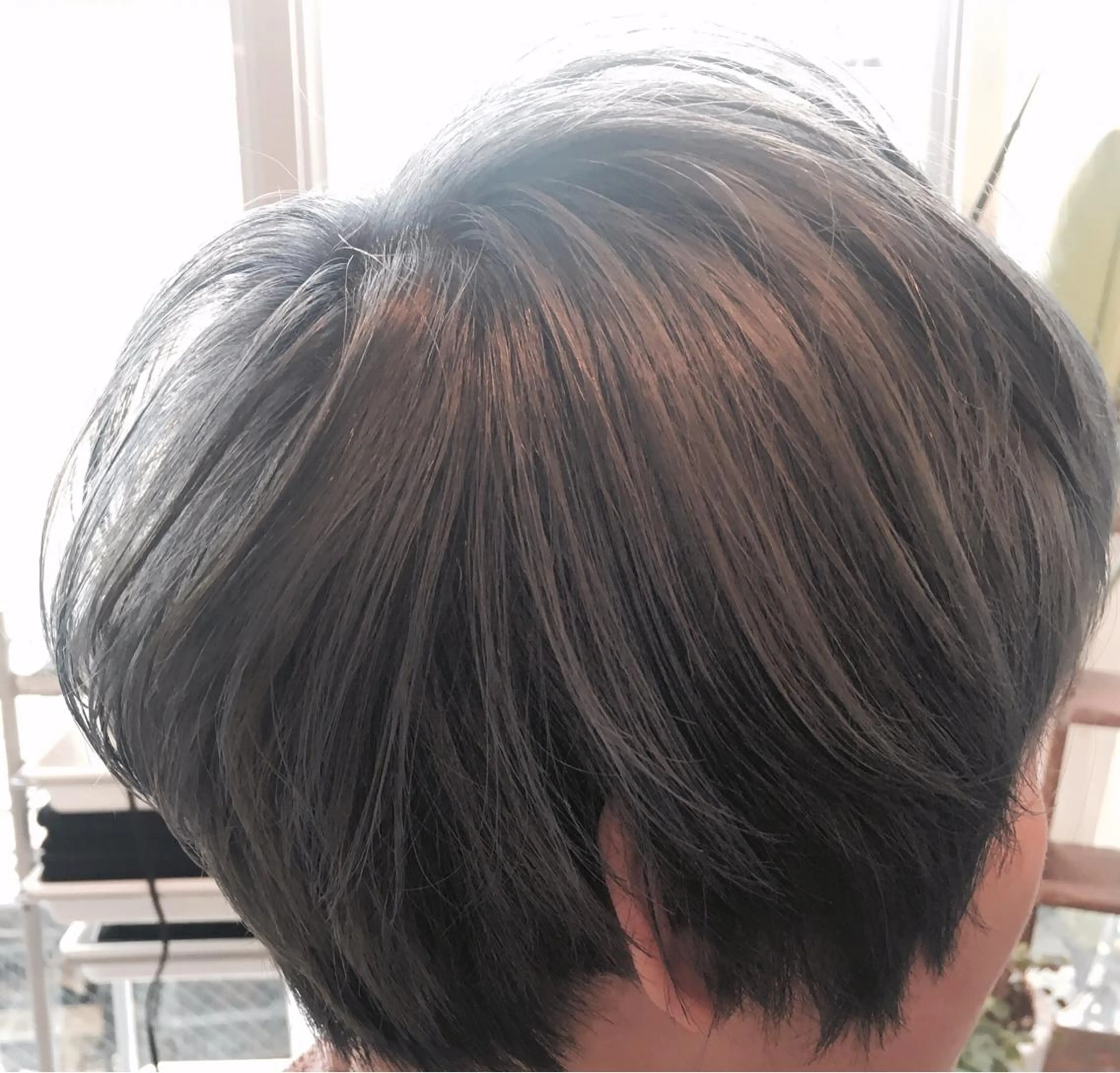 ショート カラー 【渋谷で人気】艶髪× 髪質改善/ツヤカラーのヘアスタイル