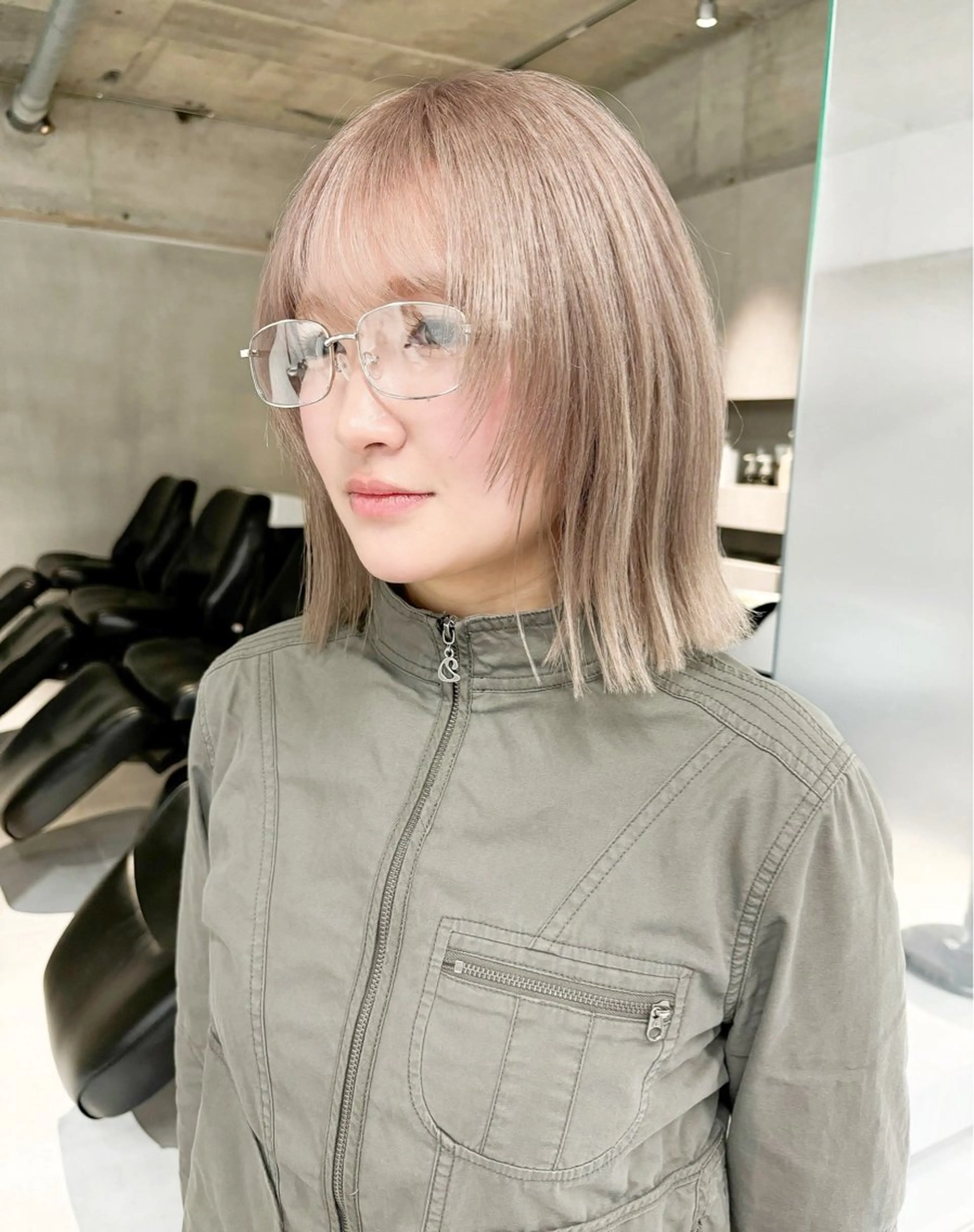 ミディアム カラー 🫧艶ハイトーン 特化🫧ライヤのヘアスタイル