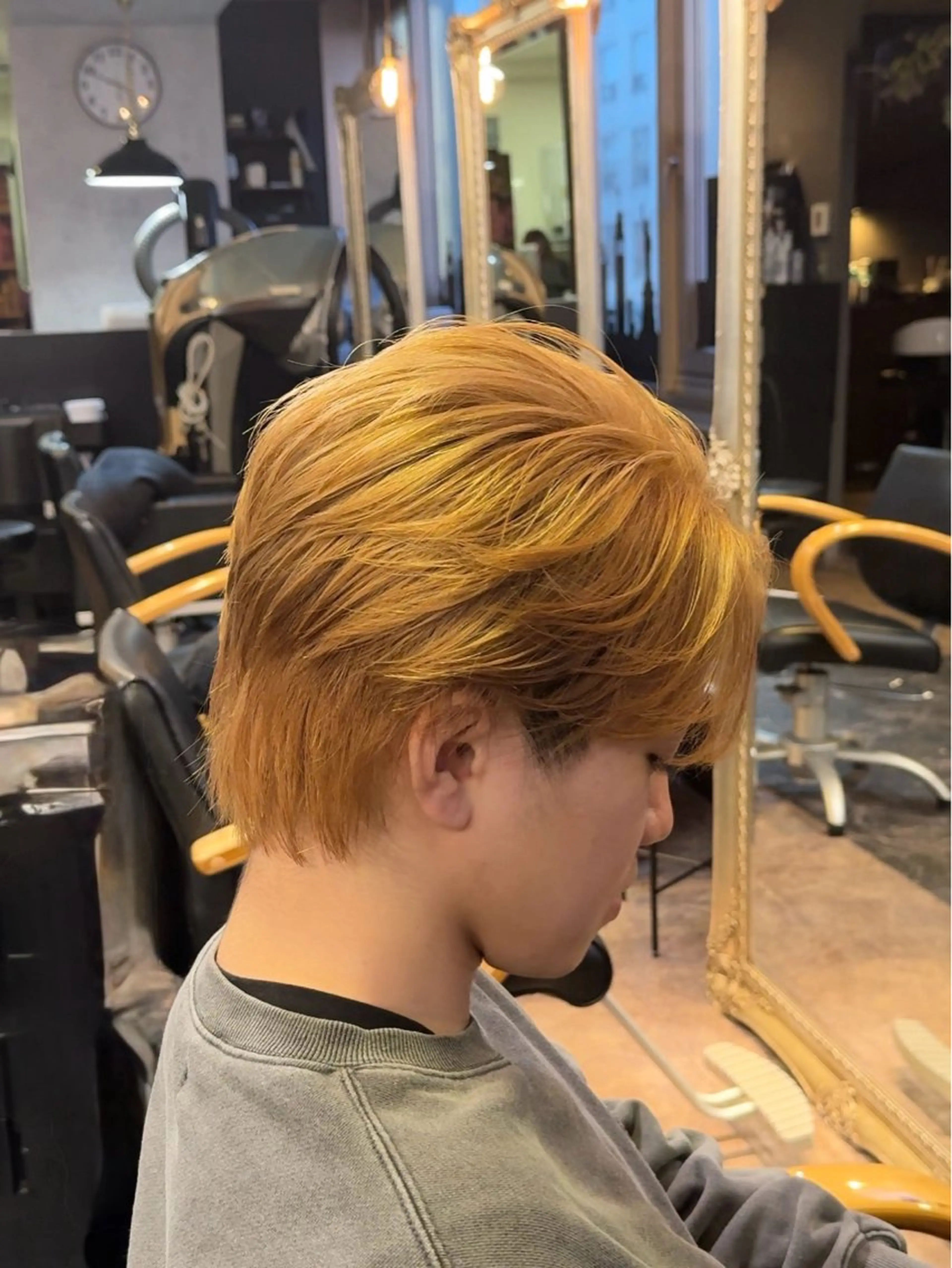 ミディアム カラー ベージュカラー ブリーチ ハイトーンカラー カット ヘアカラー 店長 ハイトーン× 髪質改善/舘野 涼太のヘアスタイル