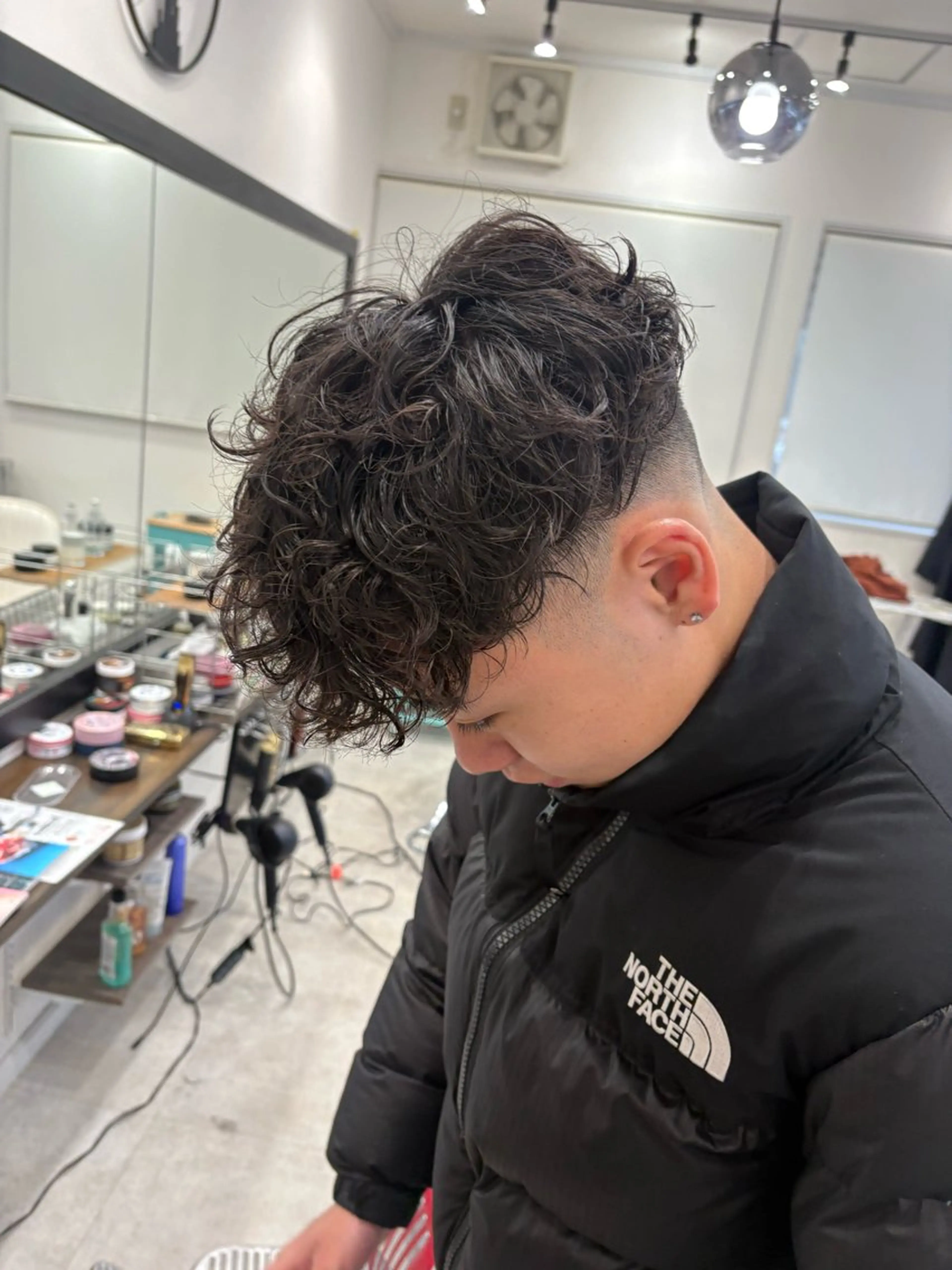 ショート パーマ メンズ カット パーマ 本間 颯太のヘアスタイル