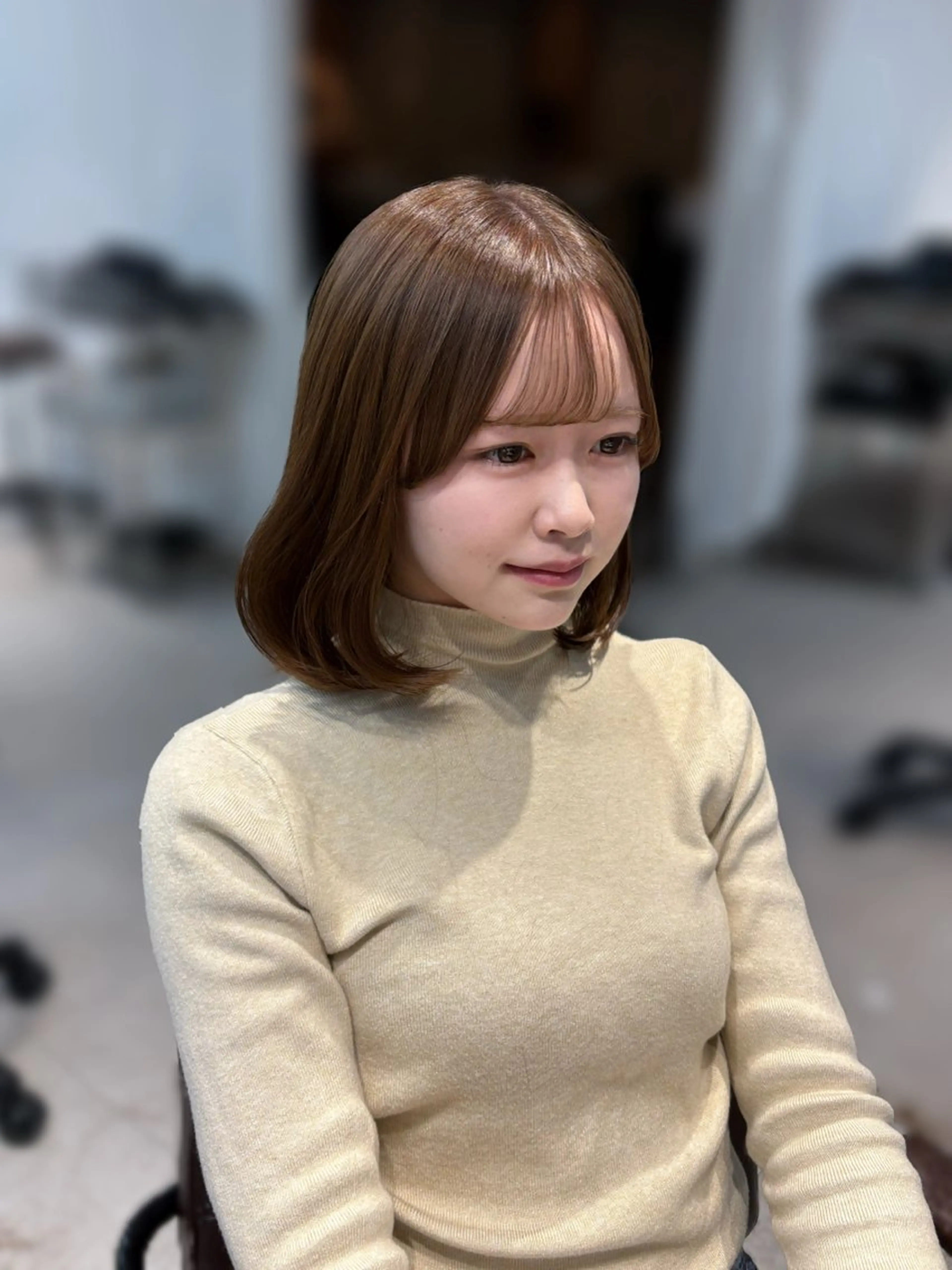 ミディアム カラー カット ヘアカラー ninaアイドル前髪 ×透明感🎀のヘアスタイル