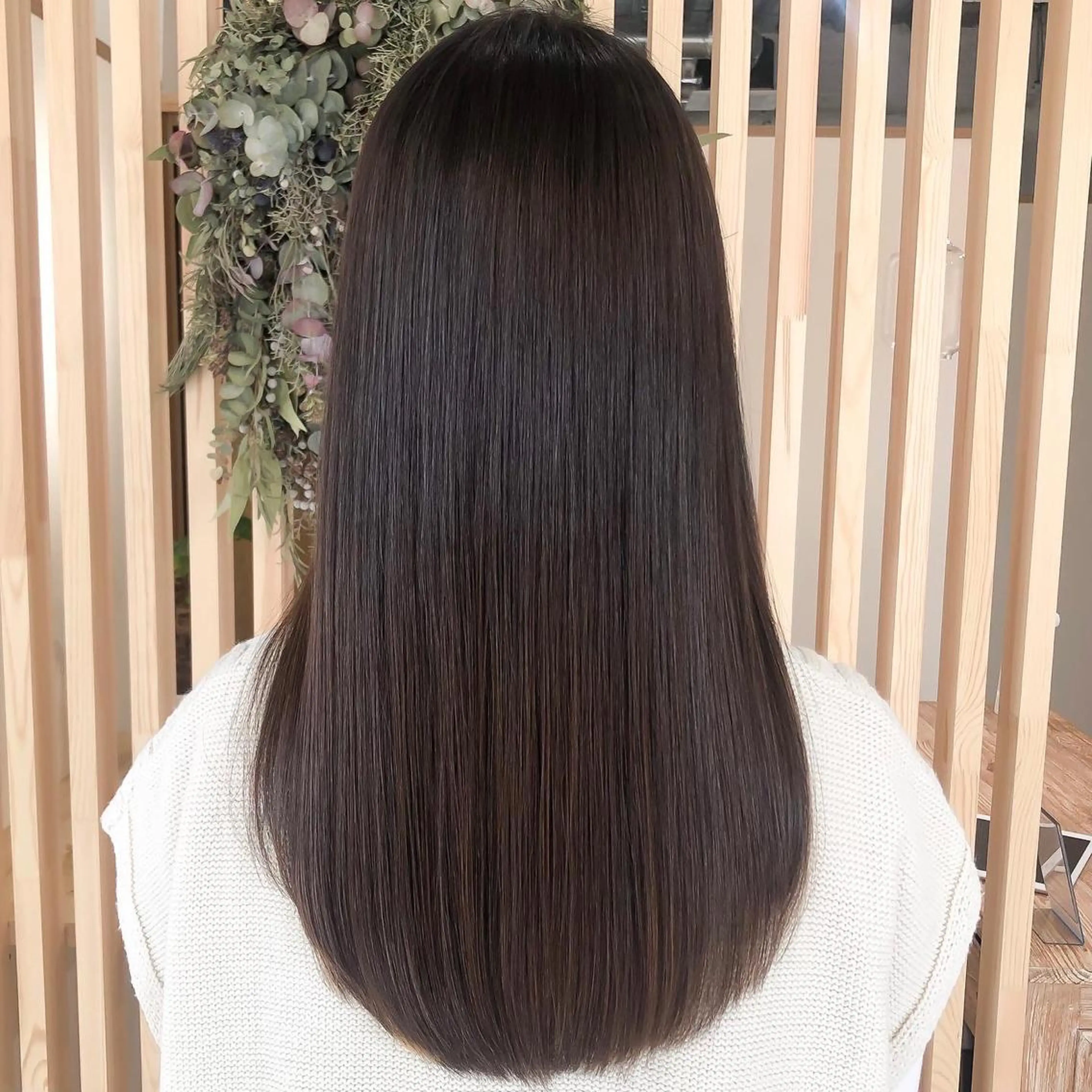 ロング 髪質改善 縮毛矯正 エトウリクシ パーマ美容師のヘアスタイル