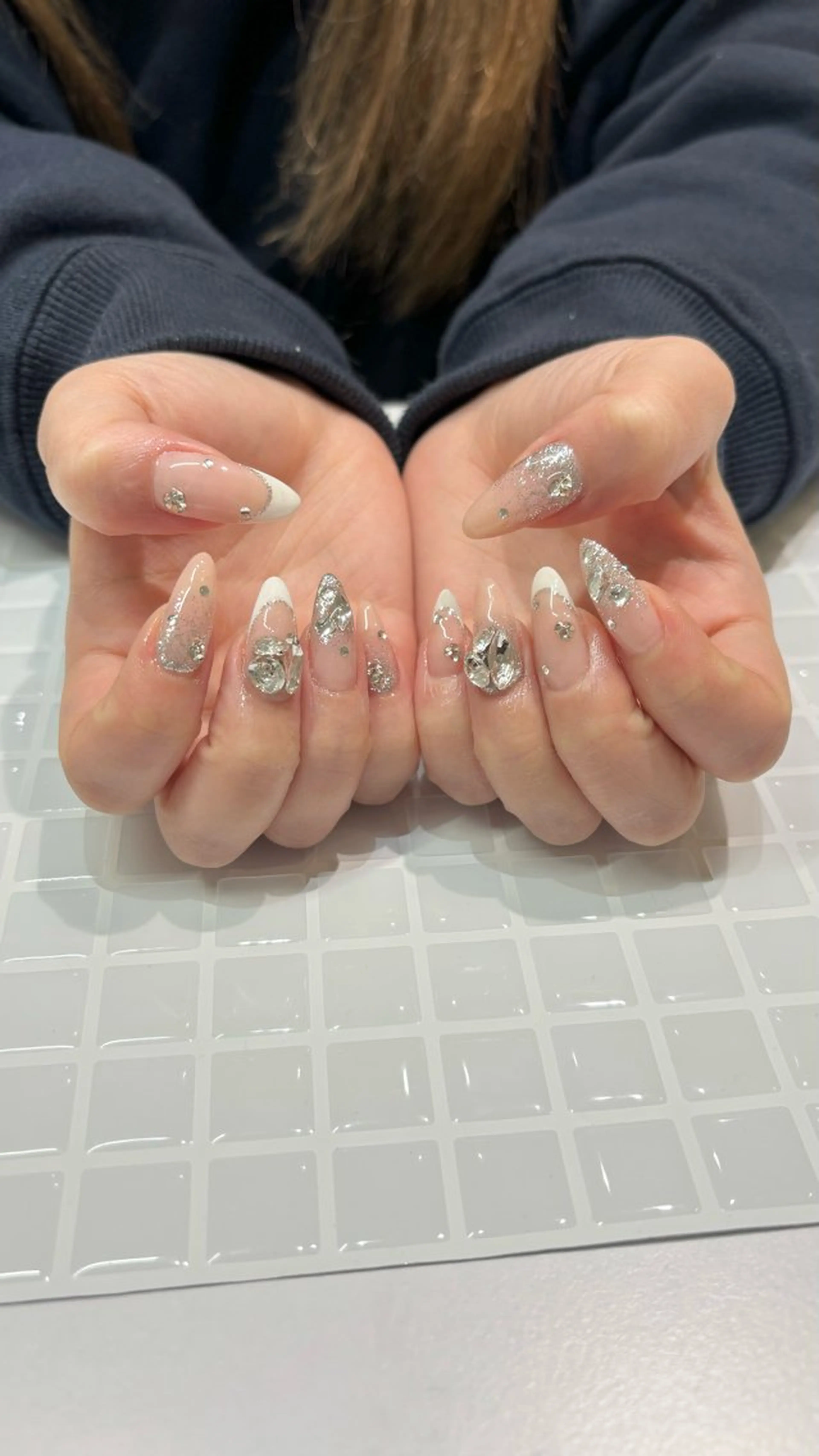 ネイル キラキラネイル emmi nailのネイルデザイン