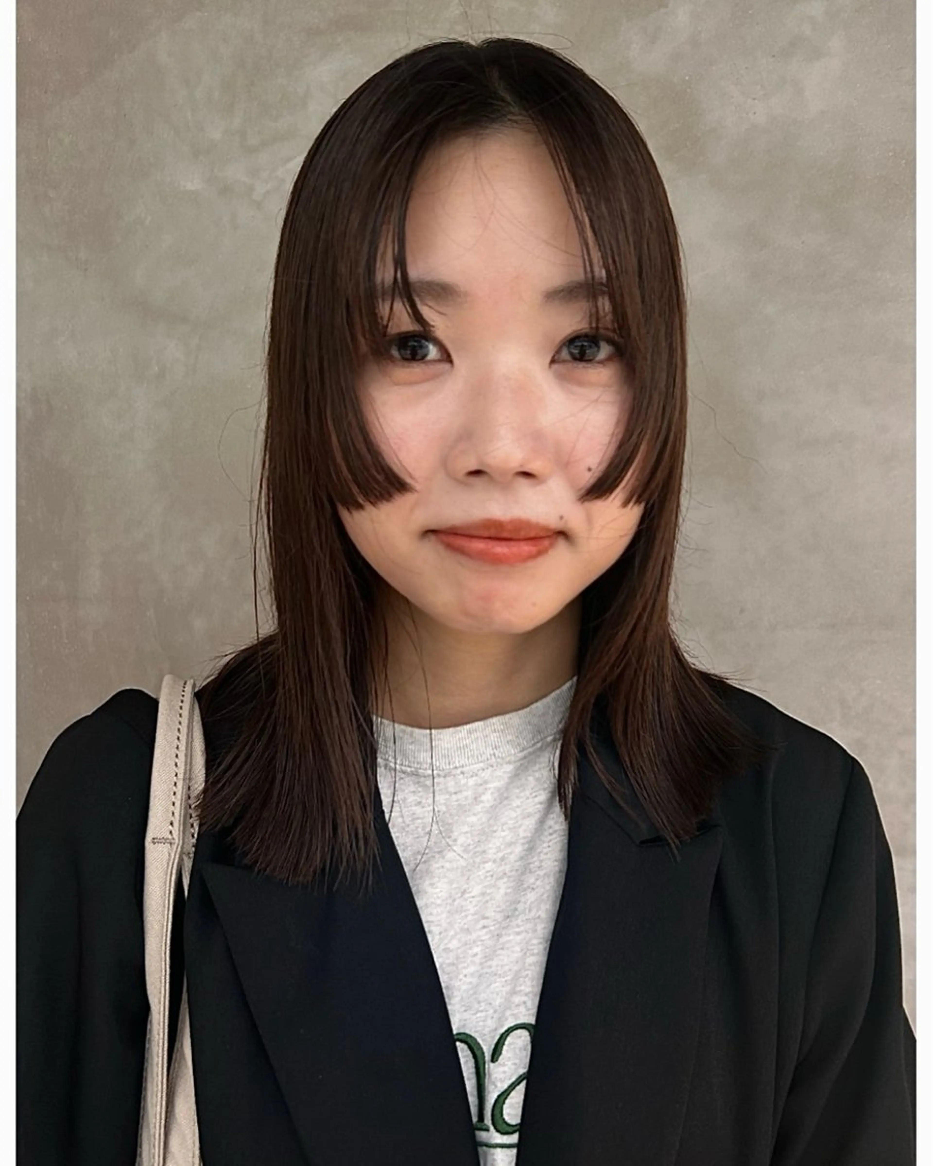 ミディアム カラー カット ヘアカラー トリートメント ヘッドスパ デザインカット/ パーマ/nanaのヘアスタイル