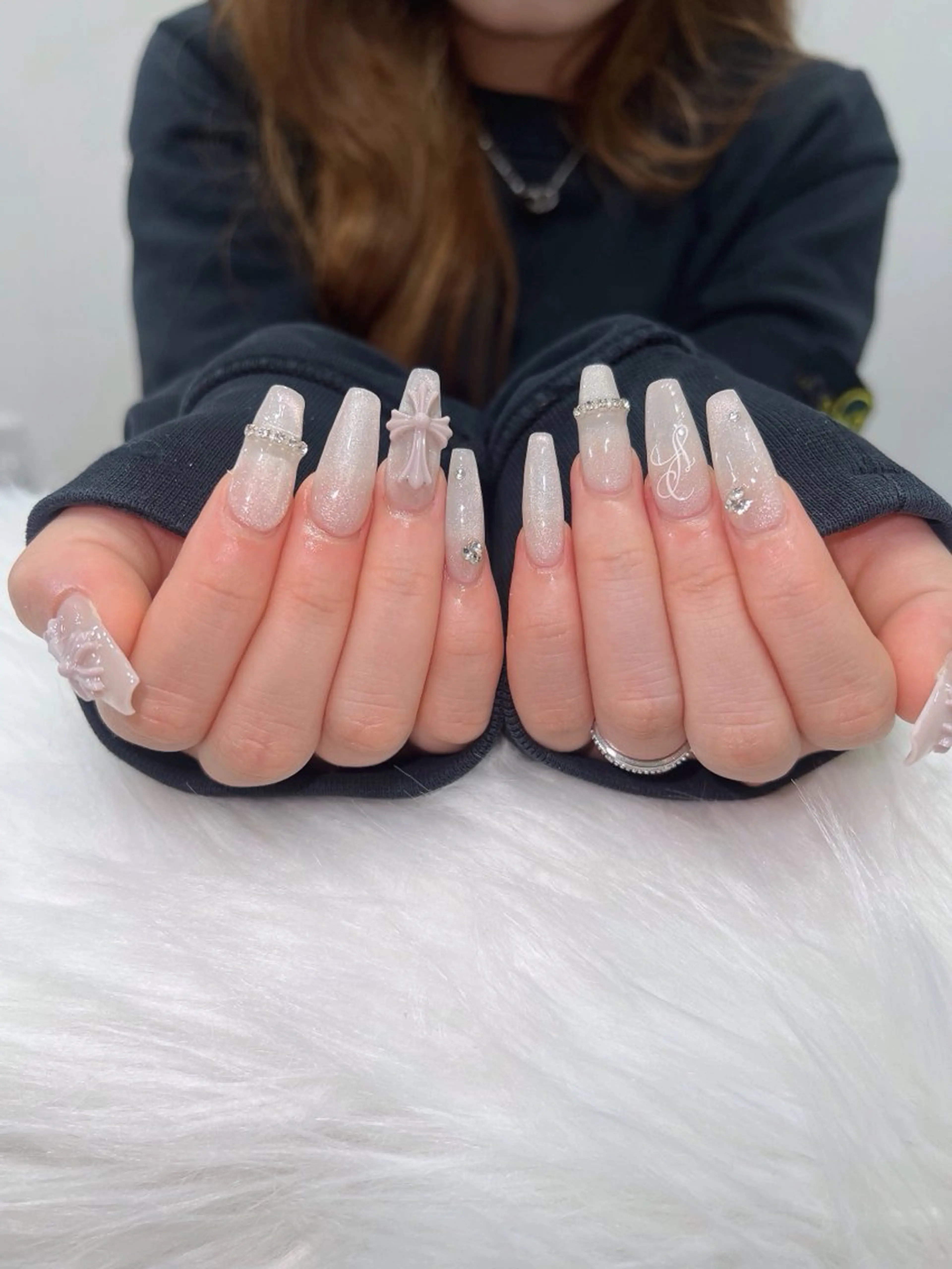 ネイル オーロラネイル ボルドー ブラウン 氷ネイル・うるうるネイル キラキラネイル ハンドネイル Sora  Nail 長さ出し専門店のネイルデザイン