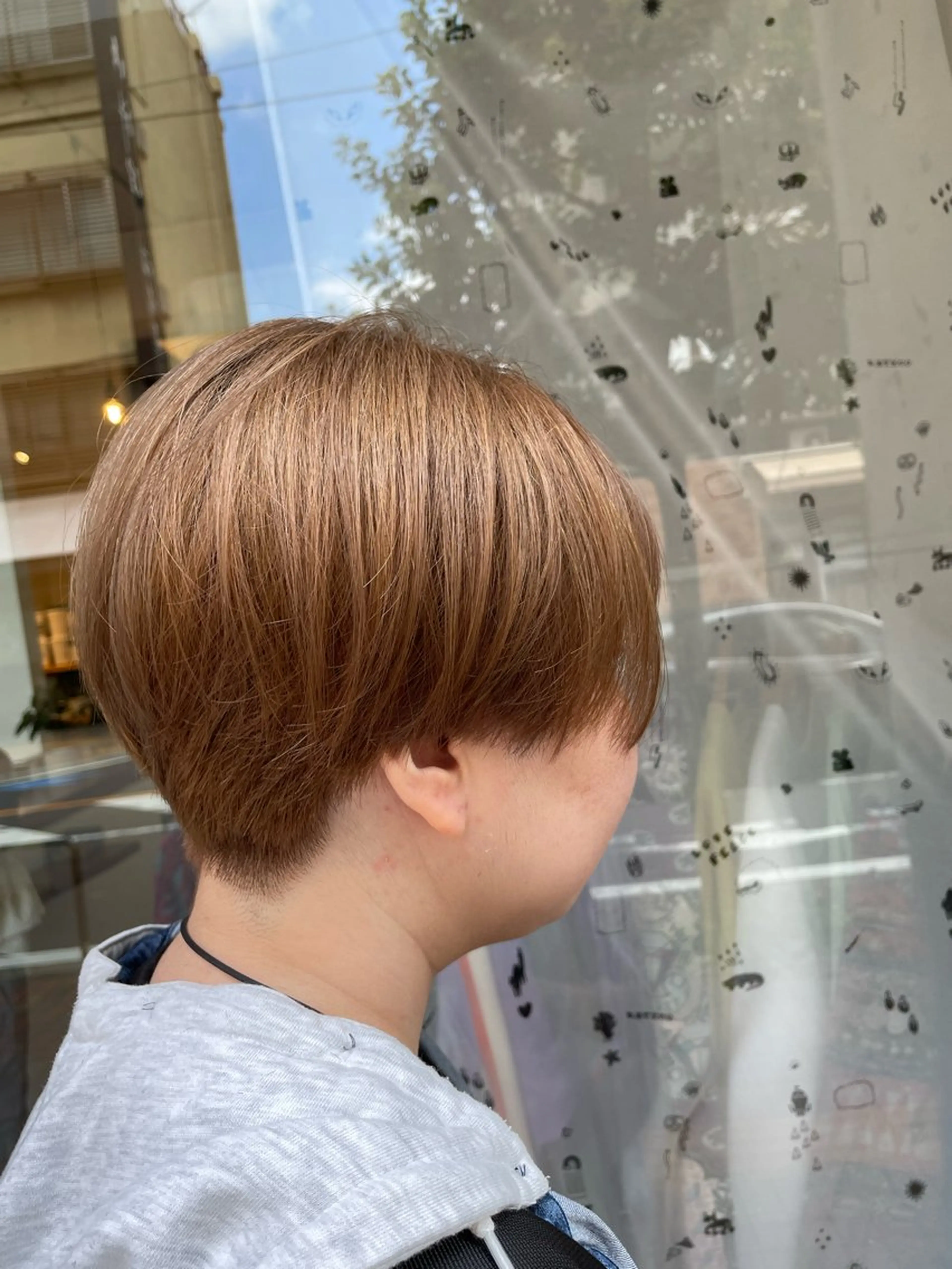 ショート ヘアカラー トリートメント CoCooN Hiromiのヘアスタイル