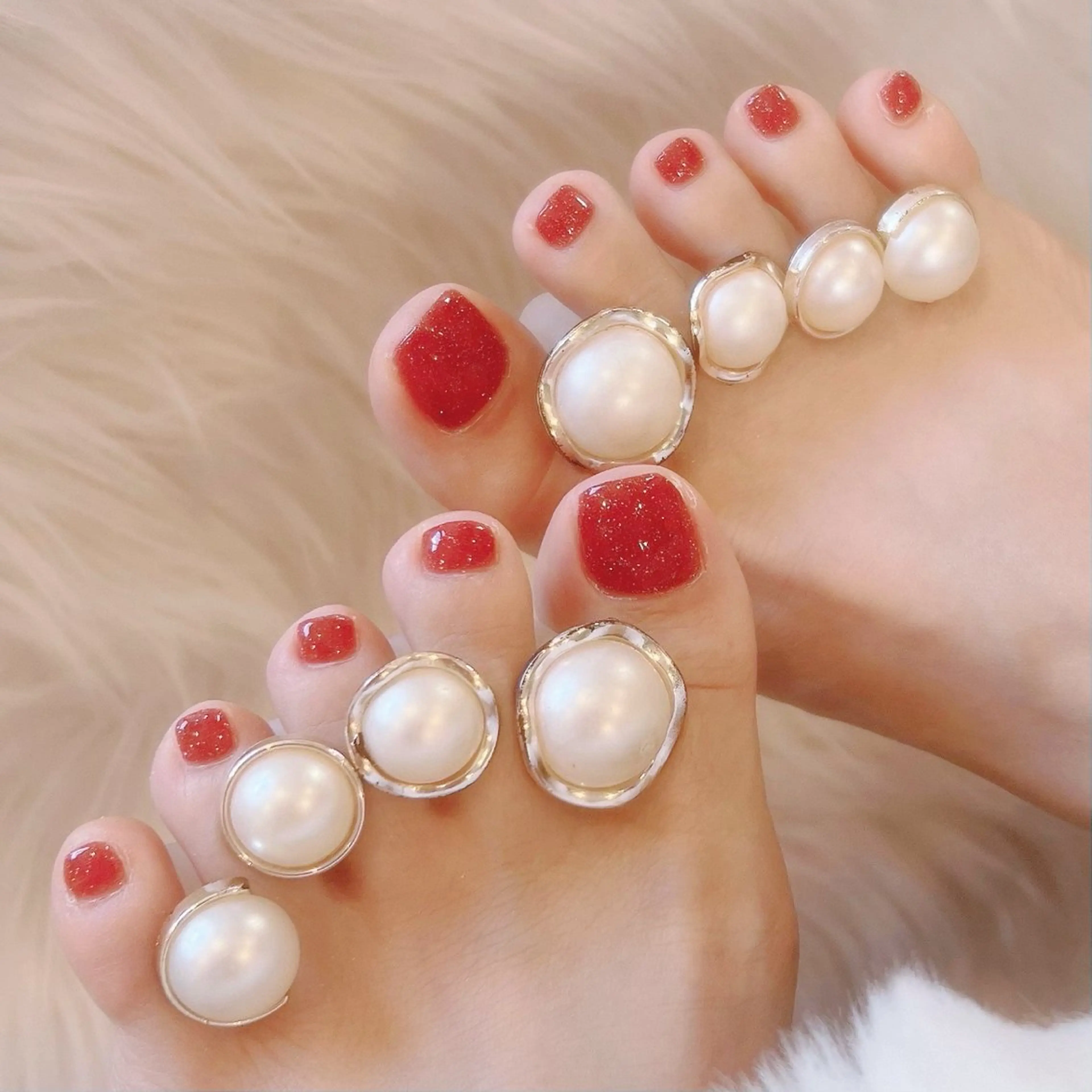 今だけ‼︎! 選べる💅【マグネット・調合カラー・ラメ】で足元ちゅるん🩵フットネイル（ケア込み、オフ無料）の写真