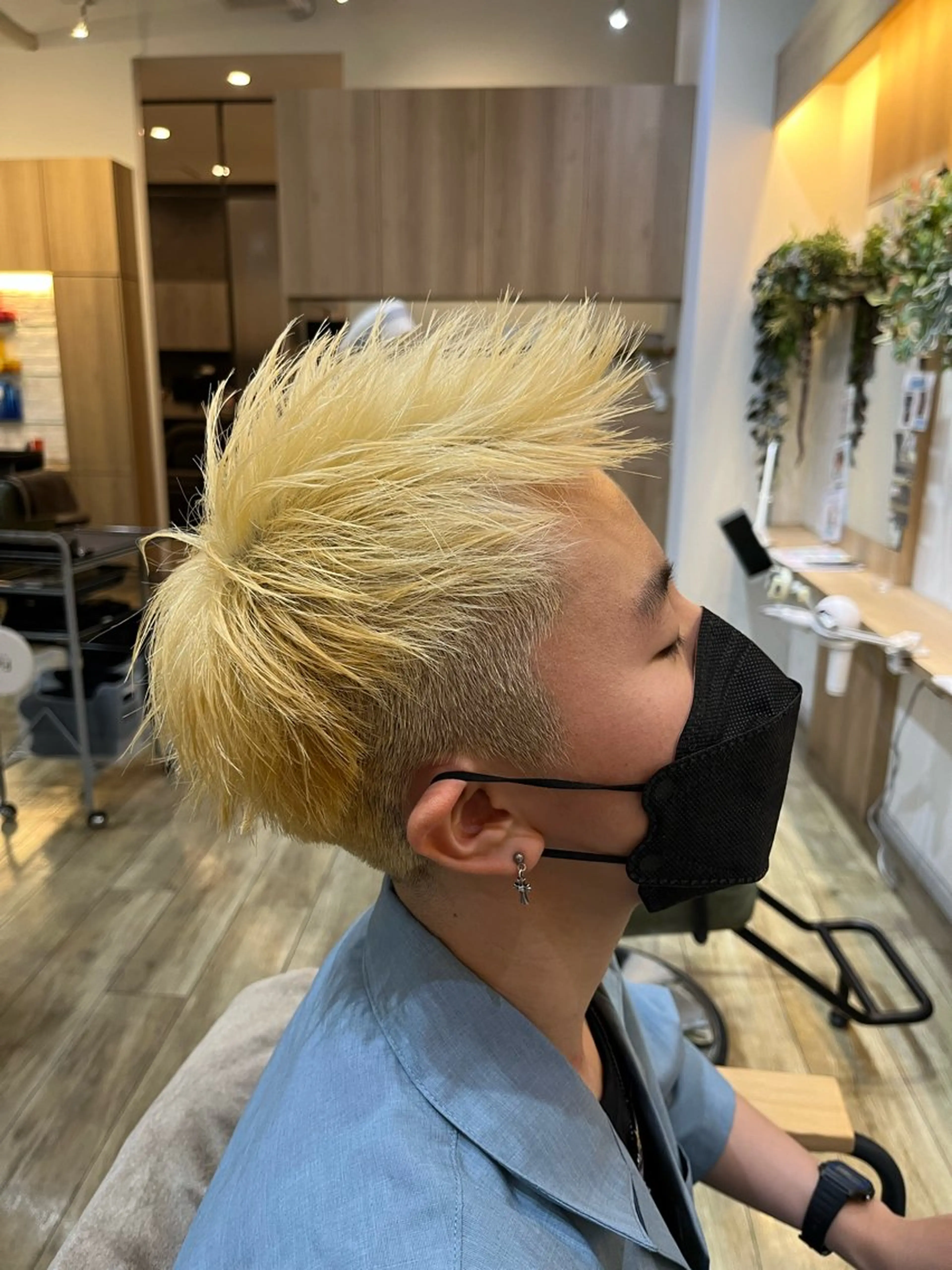 メンズ アップバング 泰中 玲音のヘアスタイル