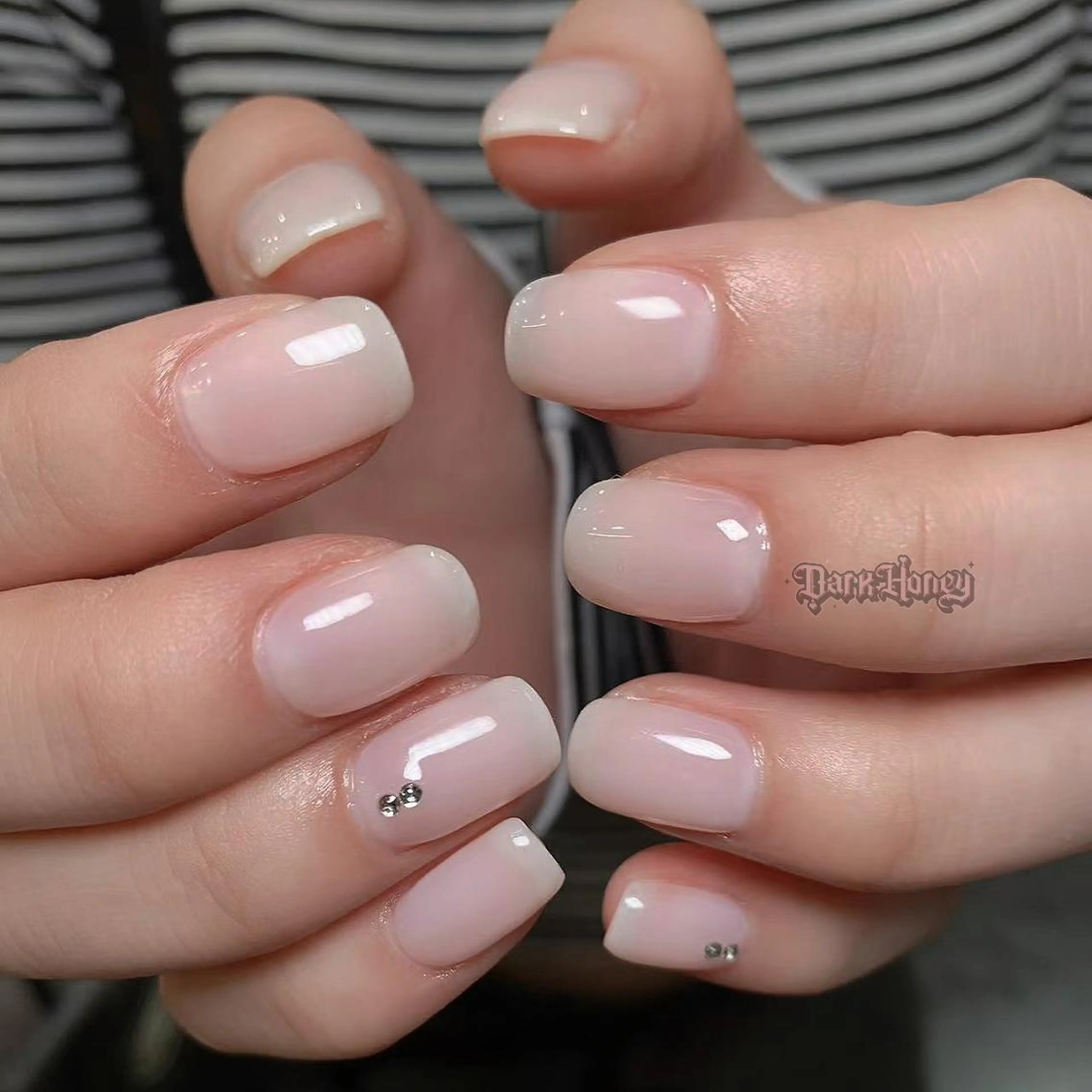 ネイル ハンドネイル Dark Honey karinのネイルデザイン