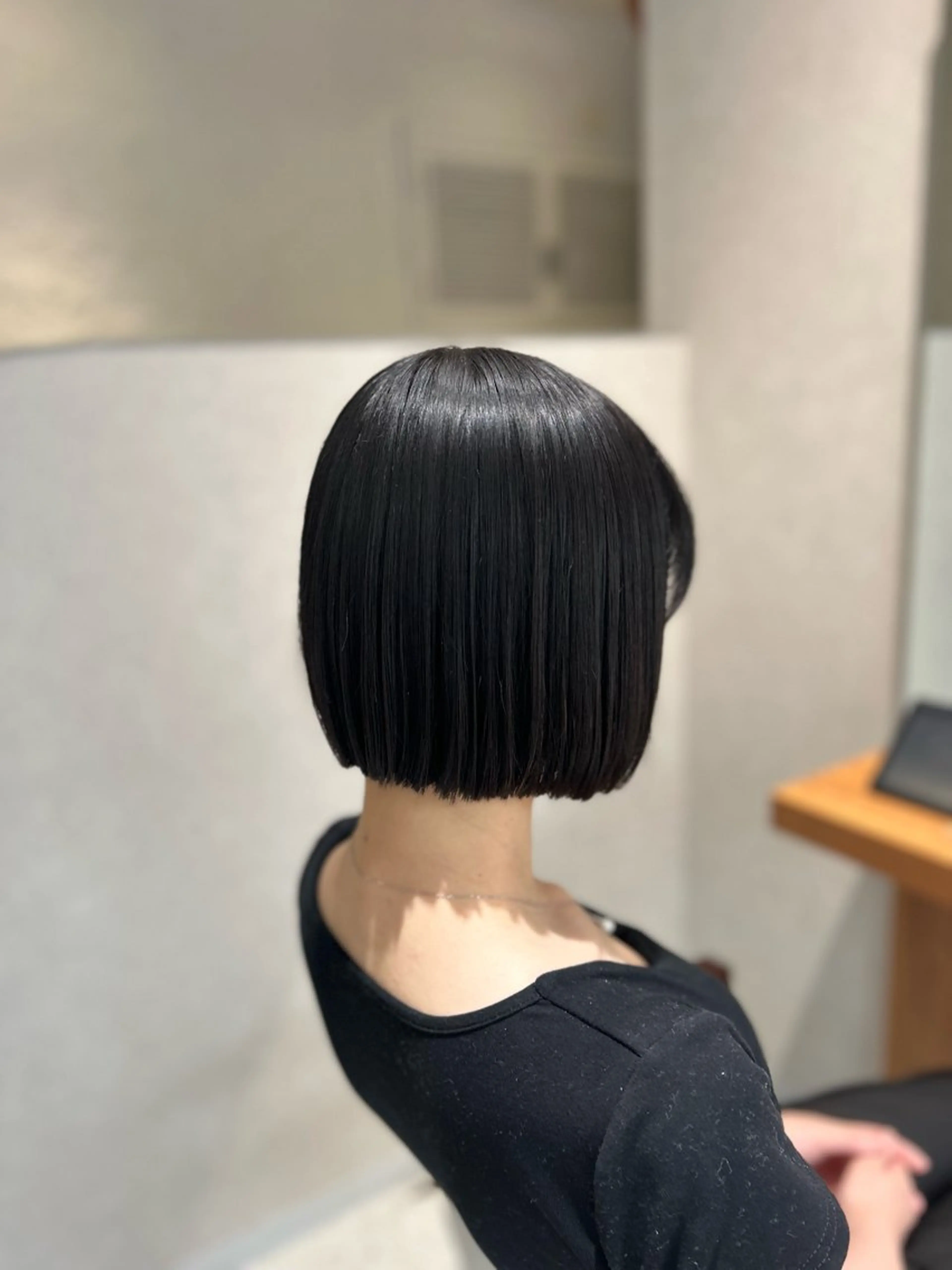 ショート LOVESTOIKE 井上つぐみ/透明感のヘアスタイル