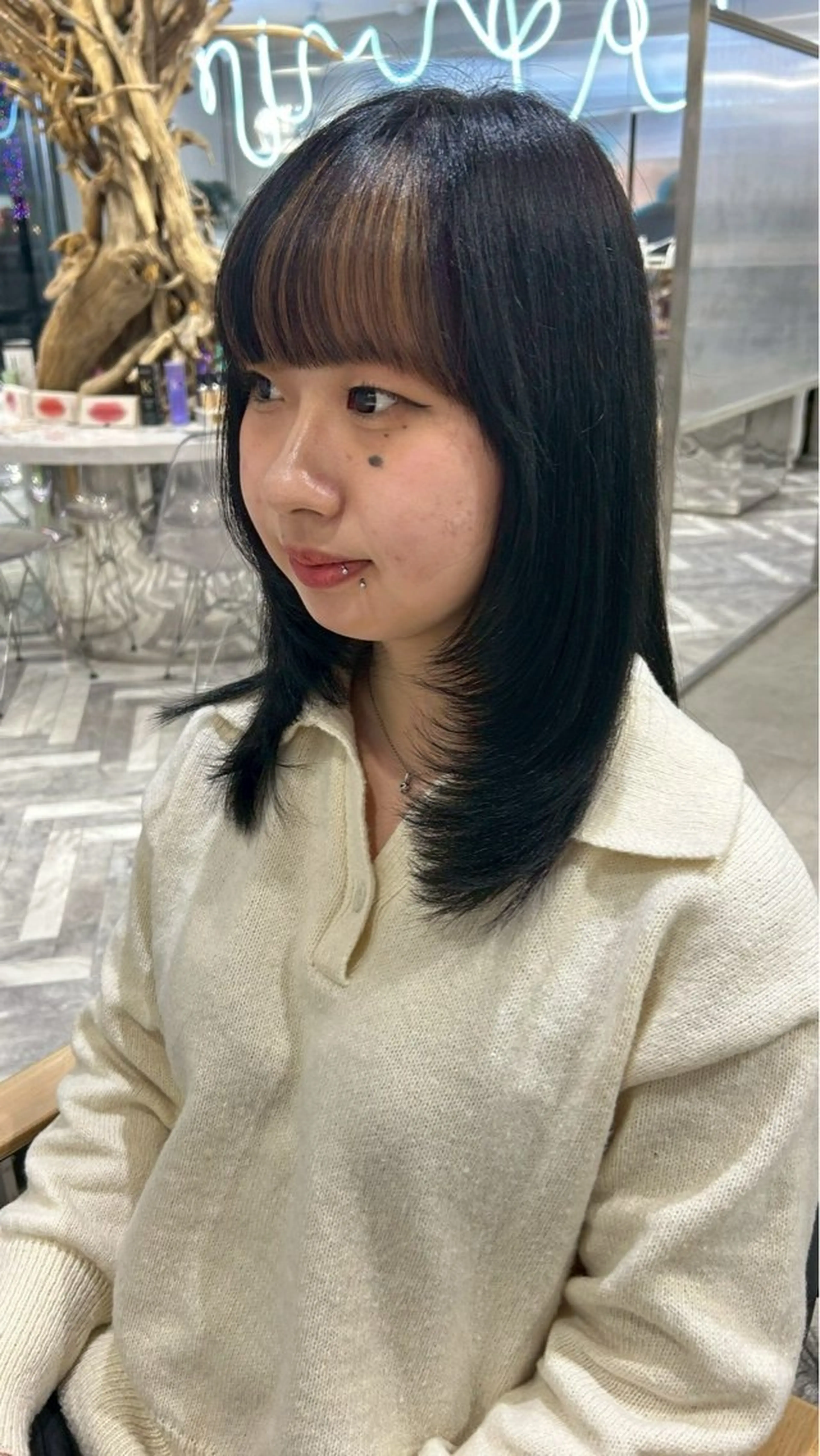 ミディアム カラー カット ヘアカラー himari💜 暖色/レイヤーカットのヘアスタイル