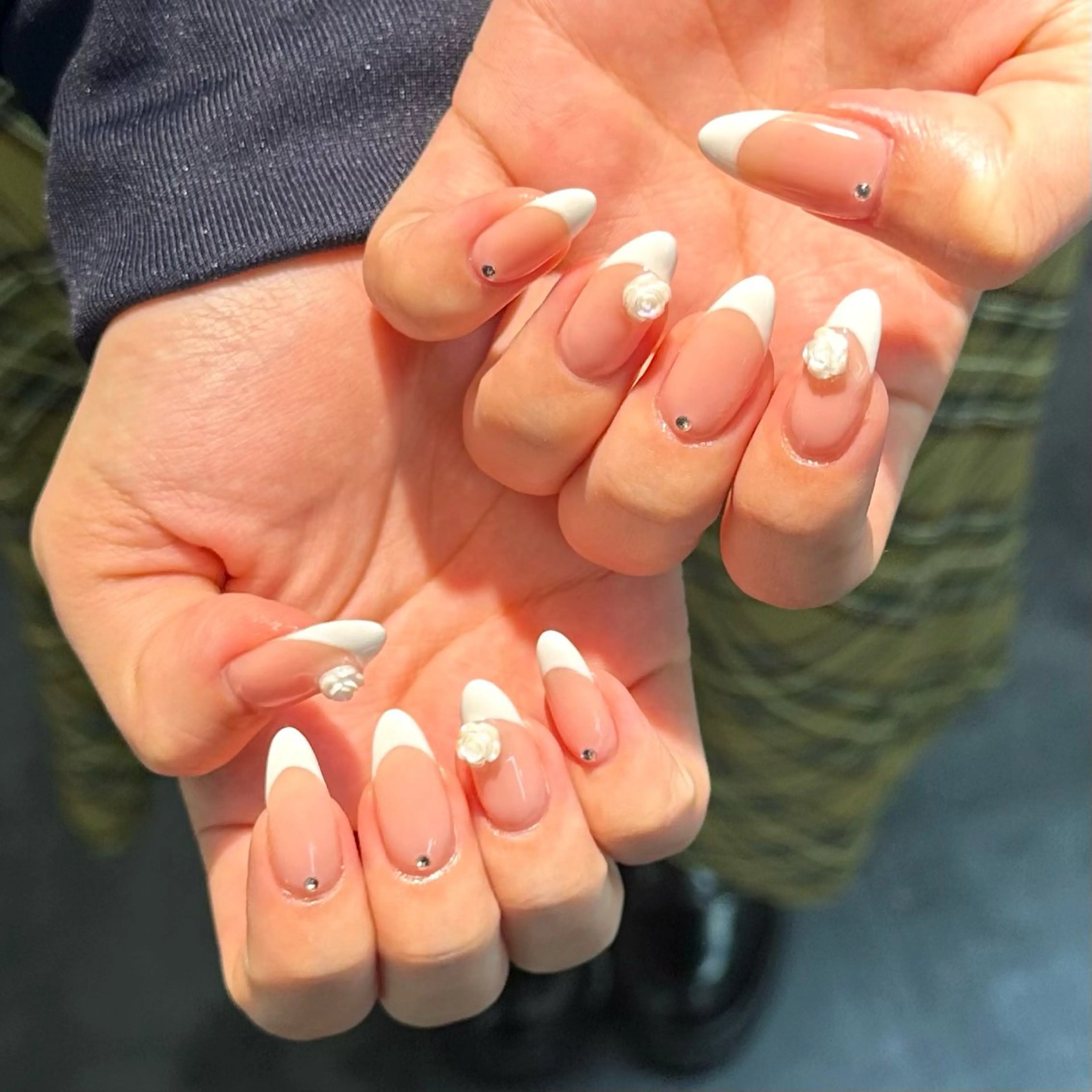 ネイル フレンチネイル ガーリー ハンドネイル Bianca浦和西口 Takenouchiのネイルデザイン