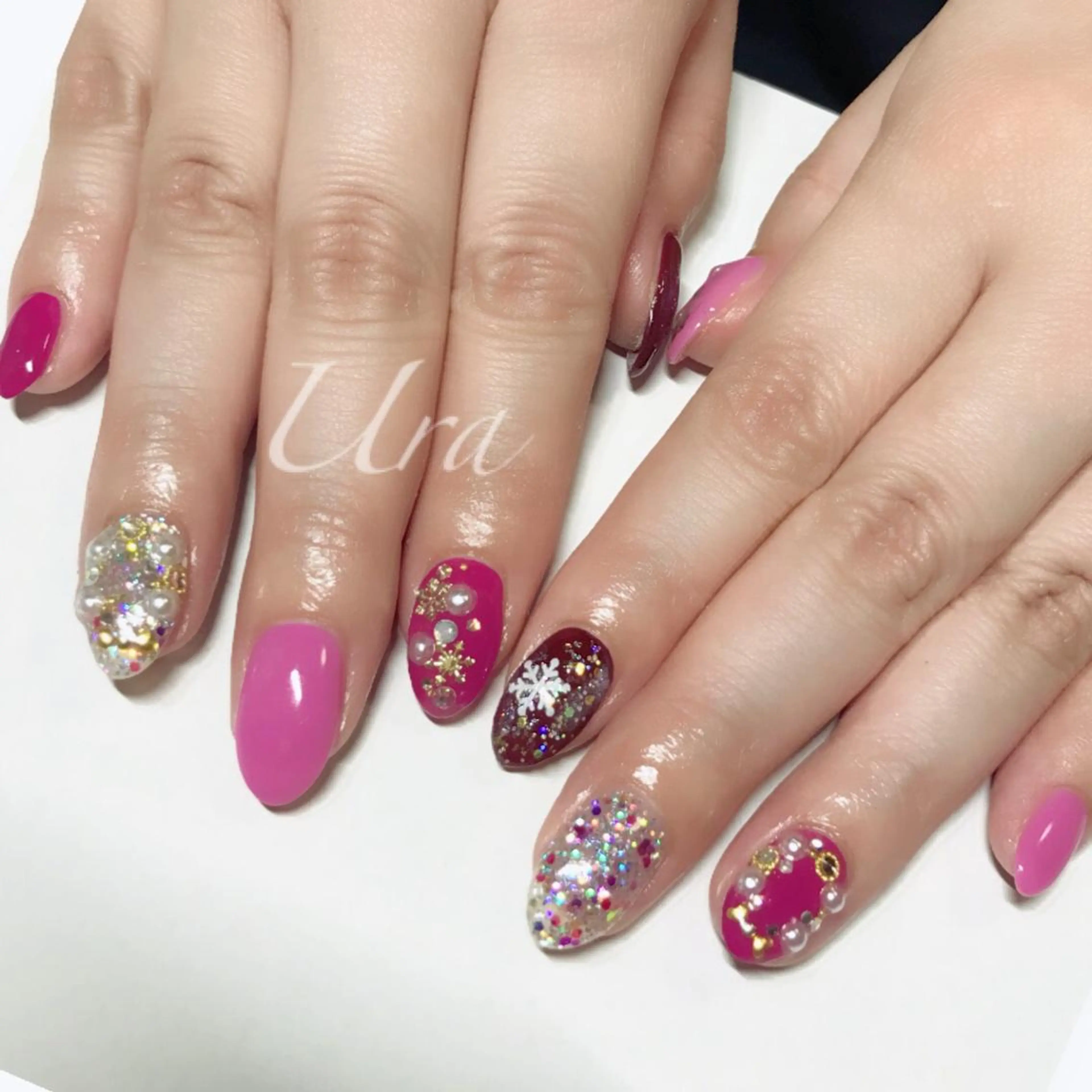 ネイル キラキラネイル ピンク UrakoNail 《nail》のネイルデザイン