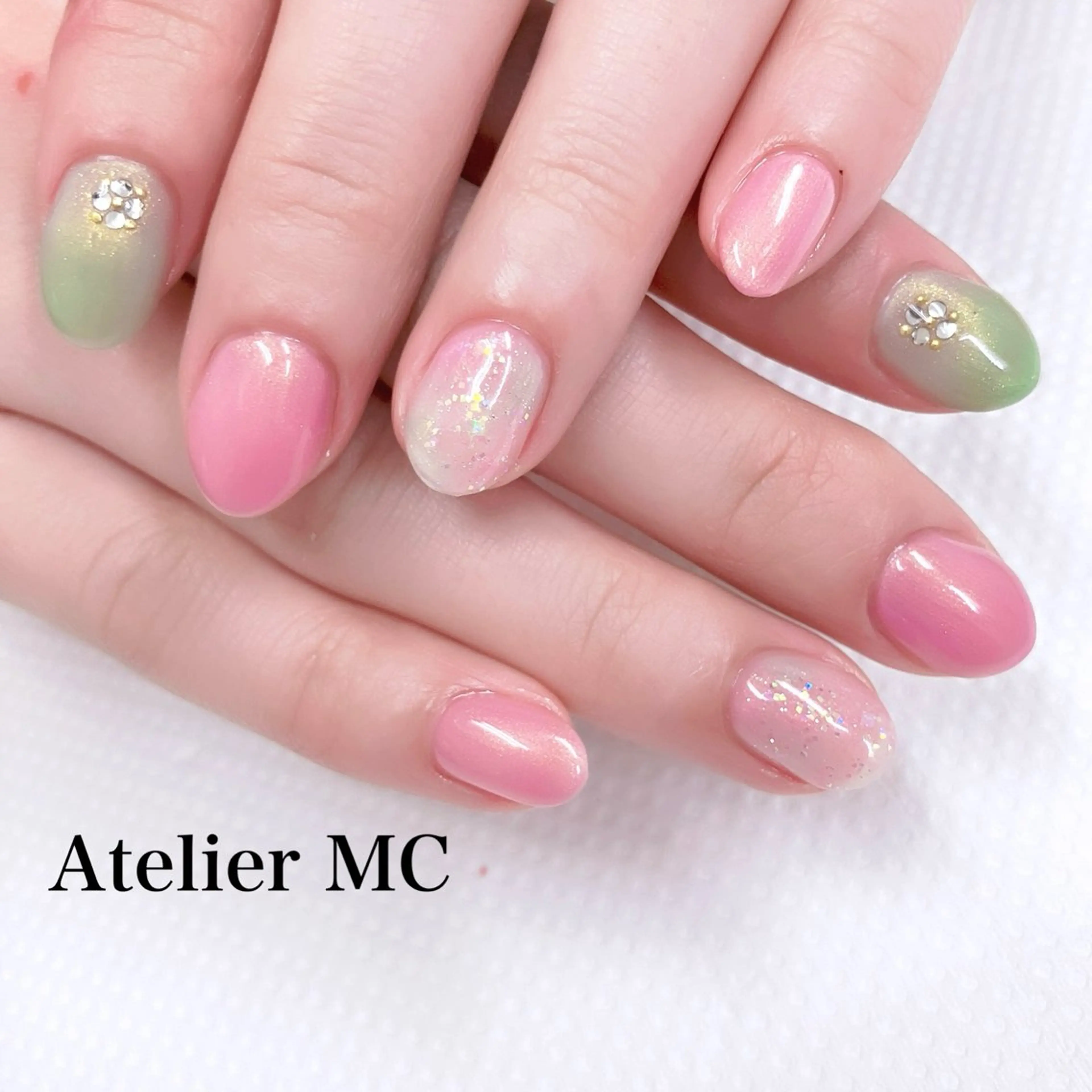 ネイル ハンドネイル アトリエ エムシー 【新富町・東銀座】のネイルデザイン