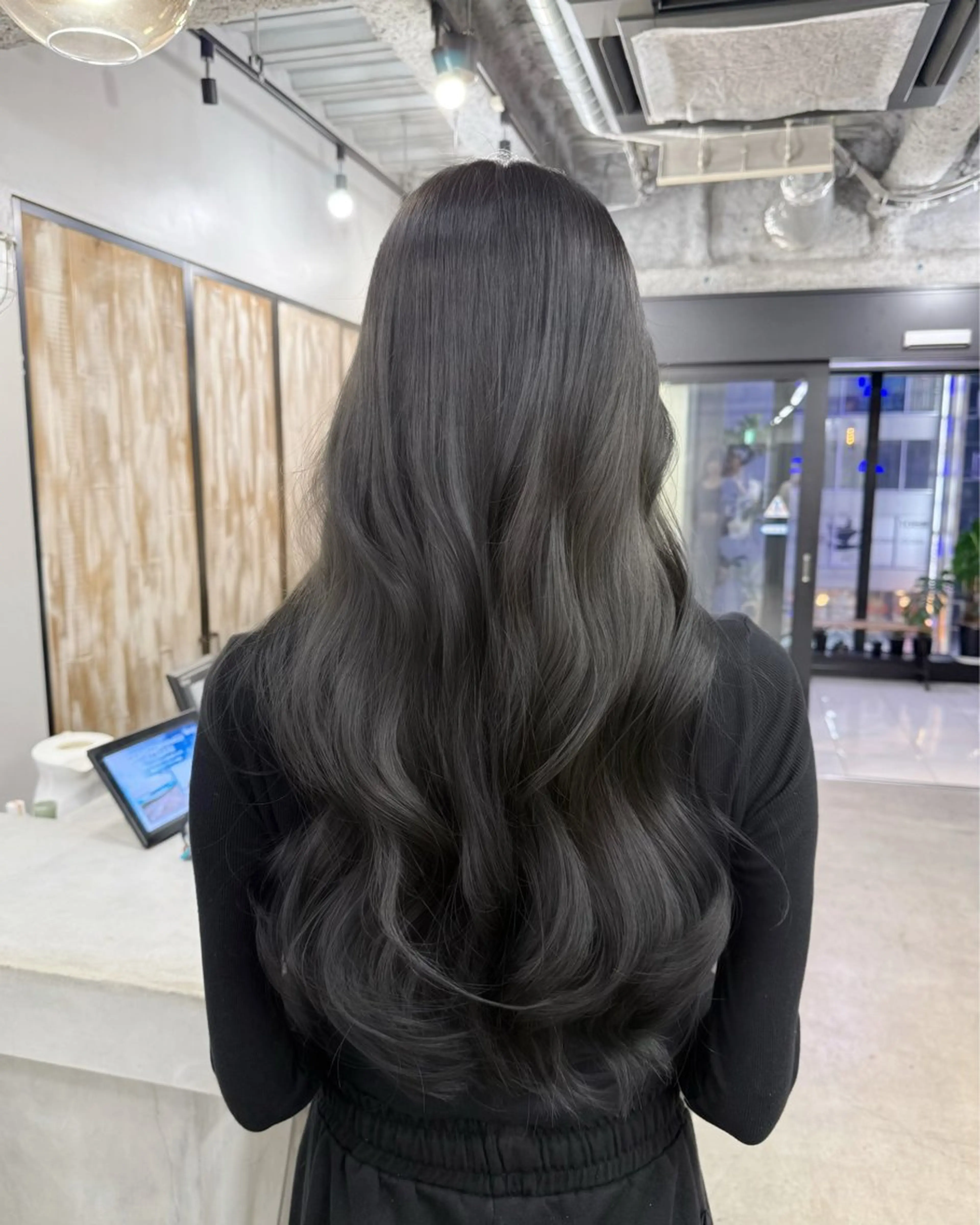 ロング カラー 透明感カラー グレージュ オリーブグレージュ オリーブグレー 韓国風ヘア カット ヘアカラー トリートメント ヘアセット 韓国ヘア🫧 KAZUTOのヘアスタイル