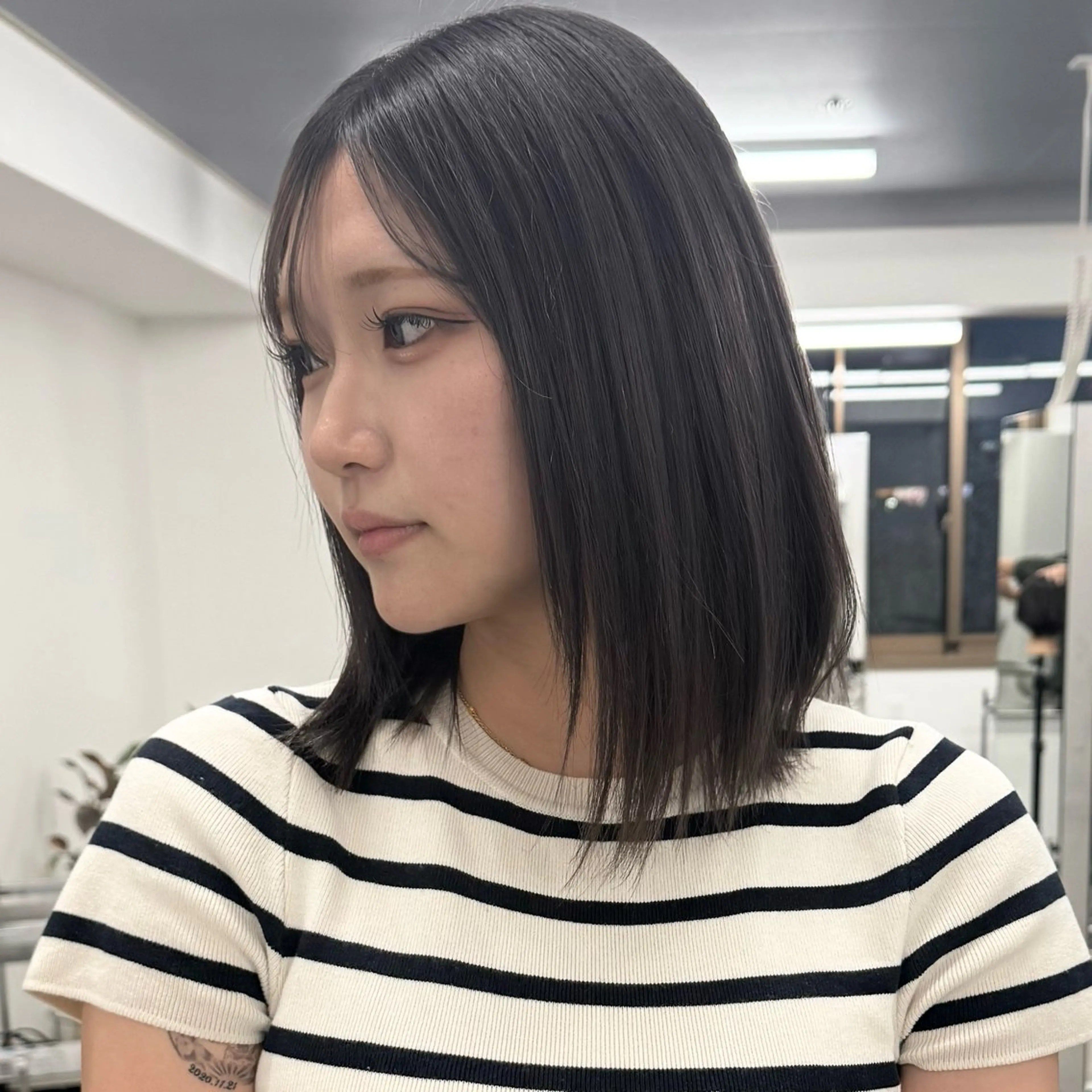 ミディアム カラー グレージュ ヘアカラー 中明度カラー/ ベージュ/noaのヘアスタイル