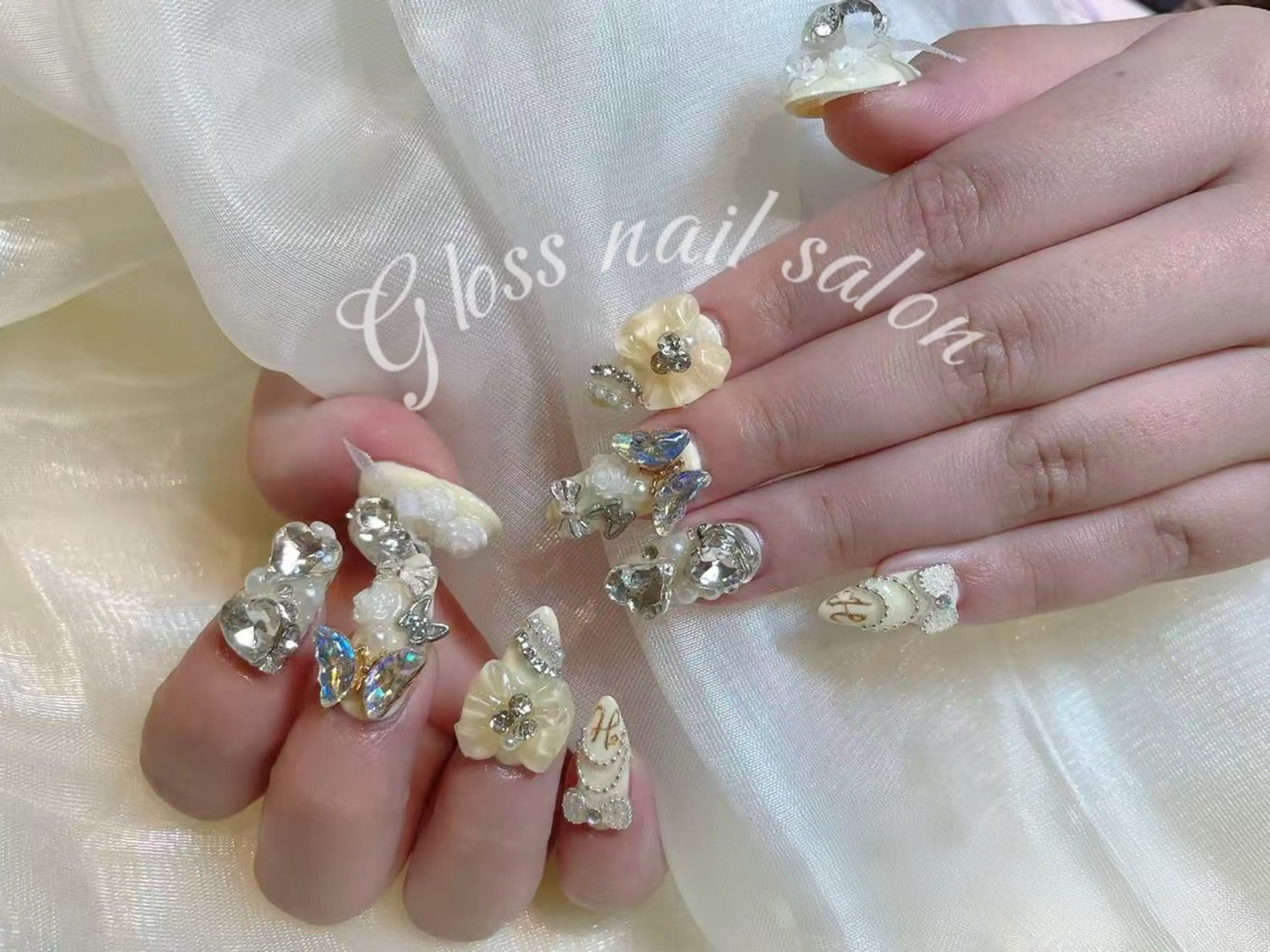 ネイル Yuna✨ Gloss nailのネイルデザイン