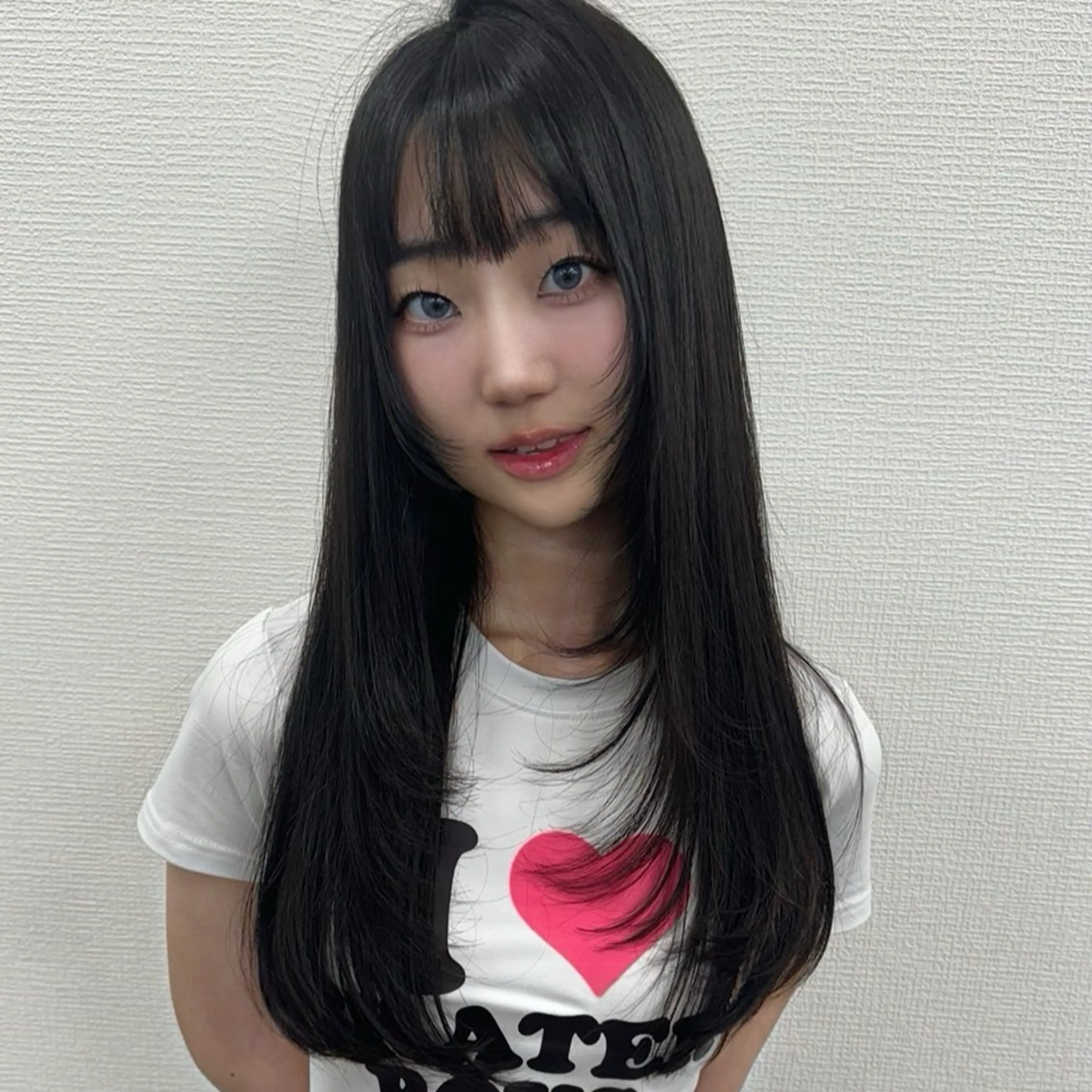 ロング ヘアアレンジ 顔まわりレイヤー 顔周りカット レイヤーカット カット トリートメント ヘッドスパ ヘアセット 韓国レイヤーカット /韓国トレンドカラーのヘアスタイル