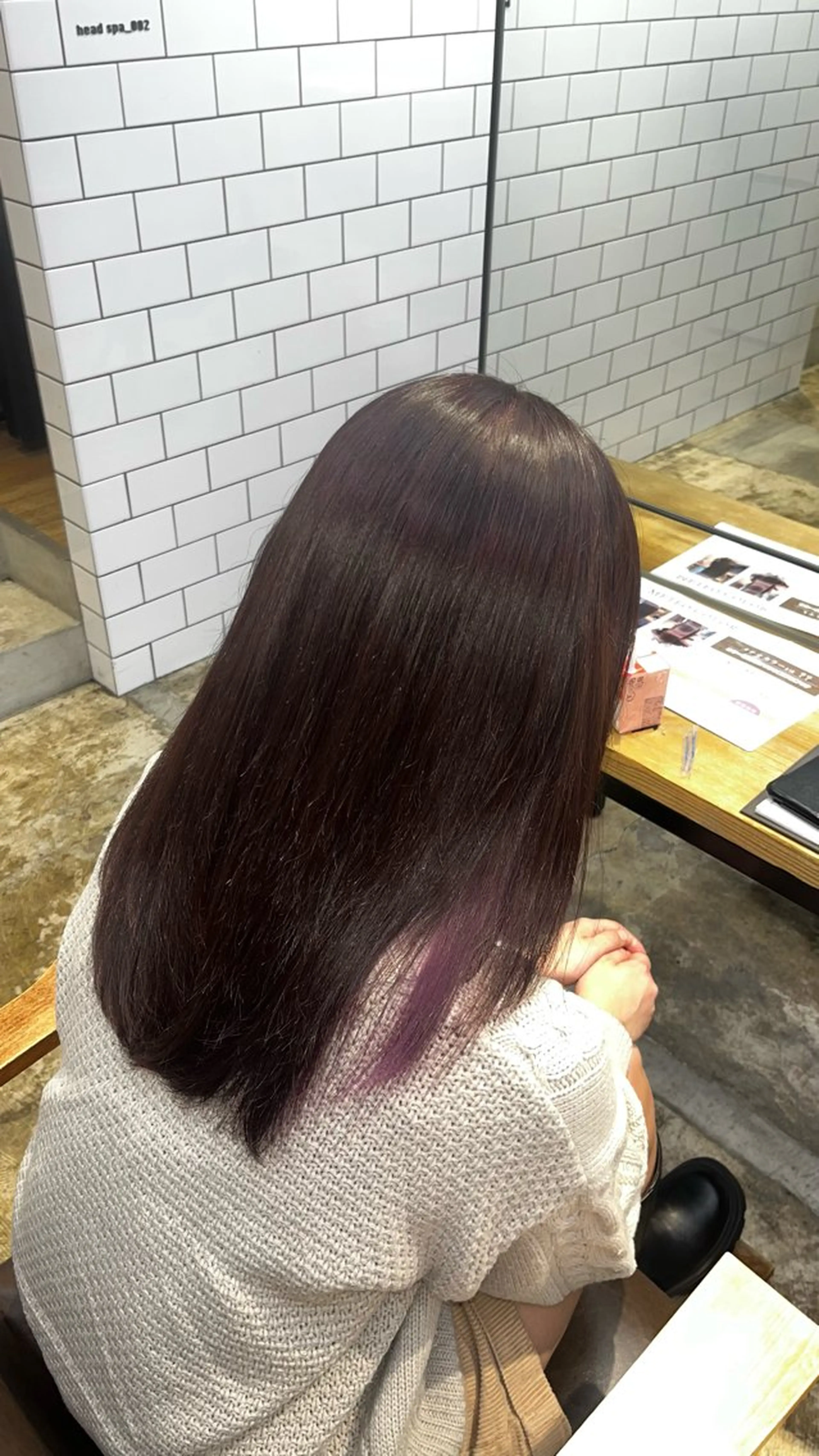 ミディアム カラー 坂下 かのんのヘアスタイル