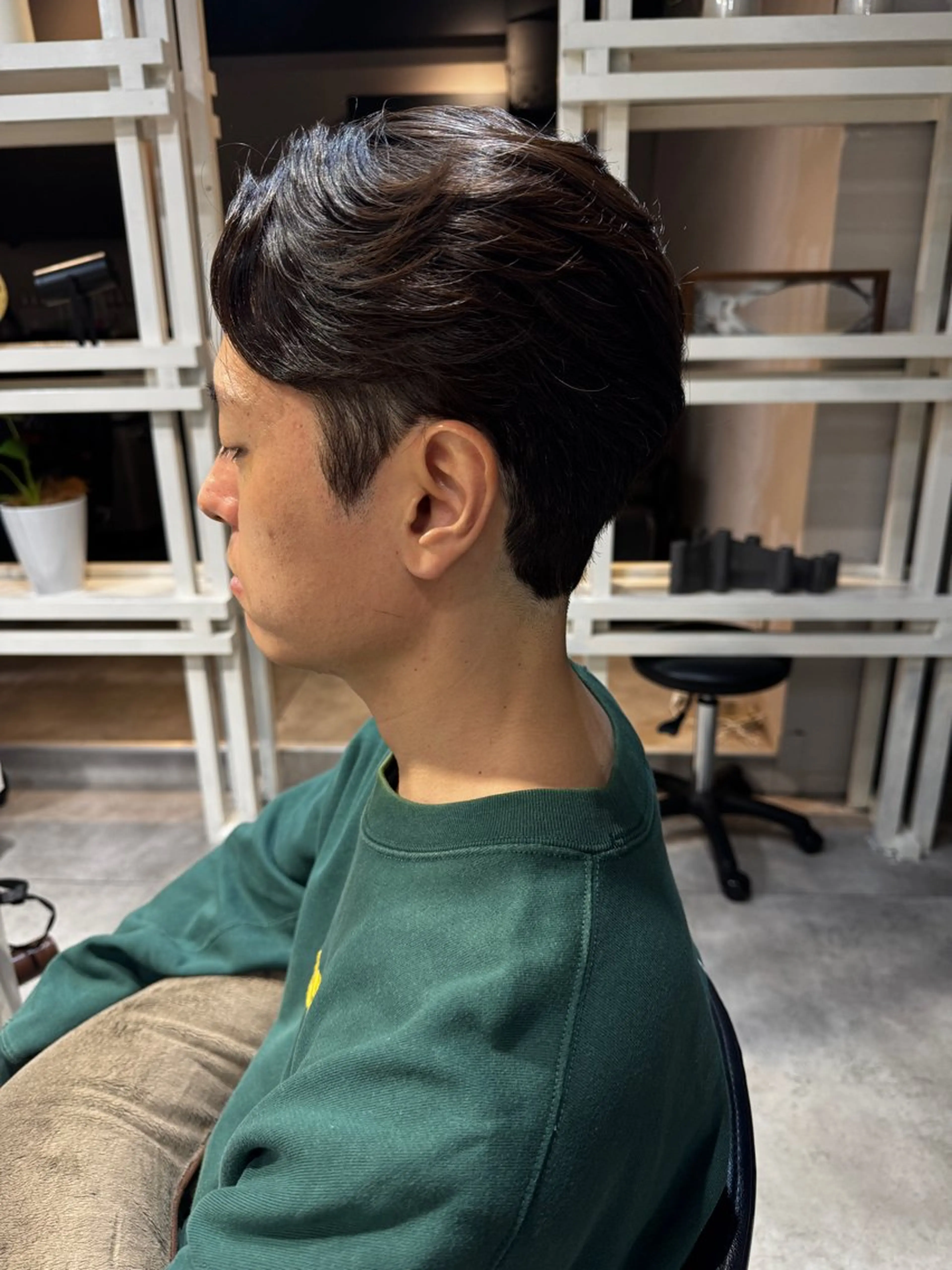 ミディアム パーマ メンズ ニュアンスパーマ カット パーマ トリートメント 似合う髪型が 分からない方へのヘアスタイル