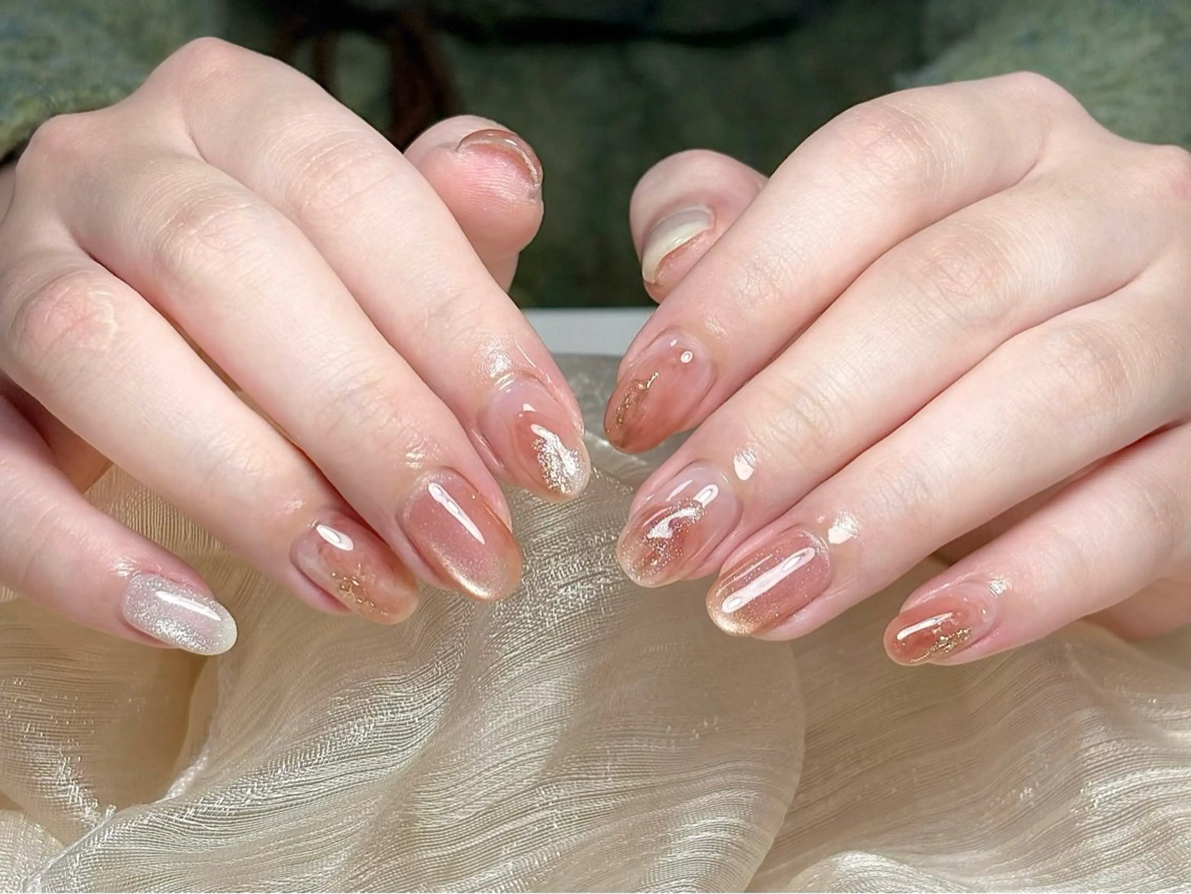 ネイル オーロラネイル チークネイル フレンチネイル ジェルネイル ガラスフレンチ ハンドネイル Nail Jolieのネイルデザイン