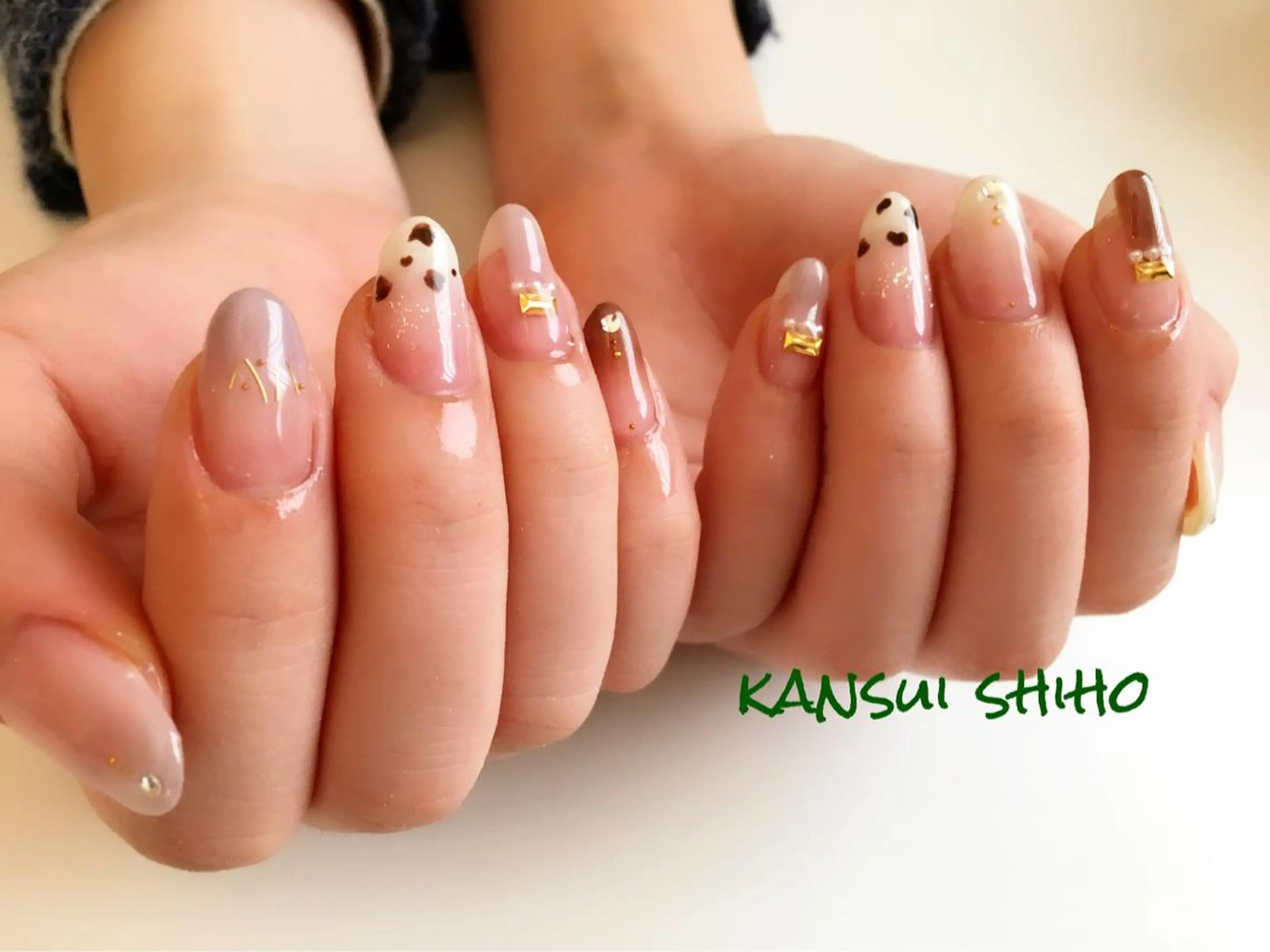 ネイル Elio 国泰寺のネイルデザイン