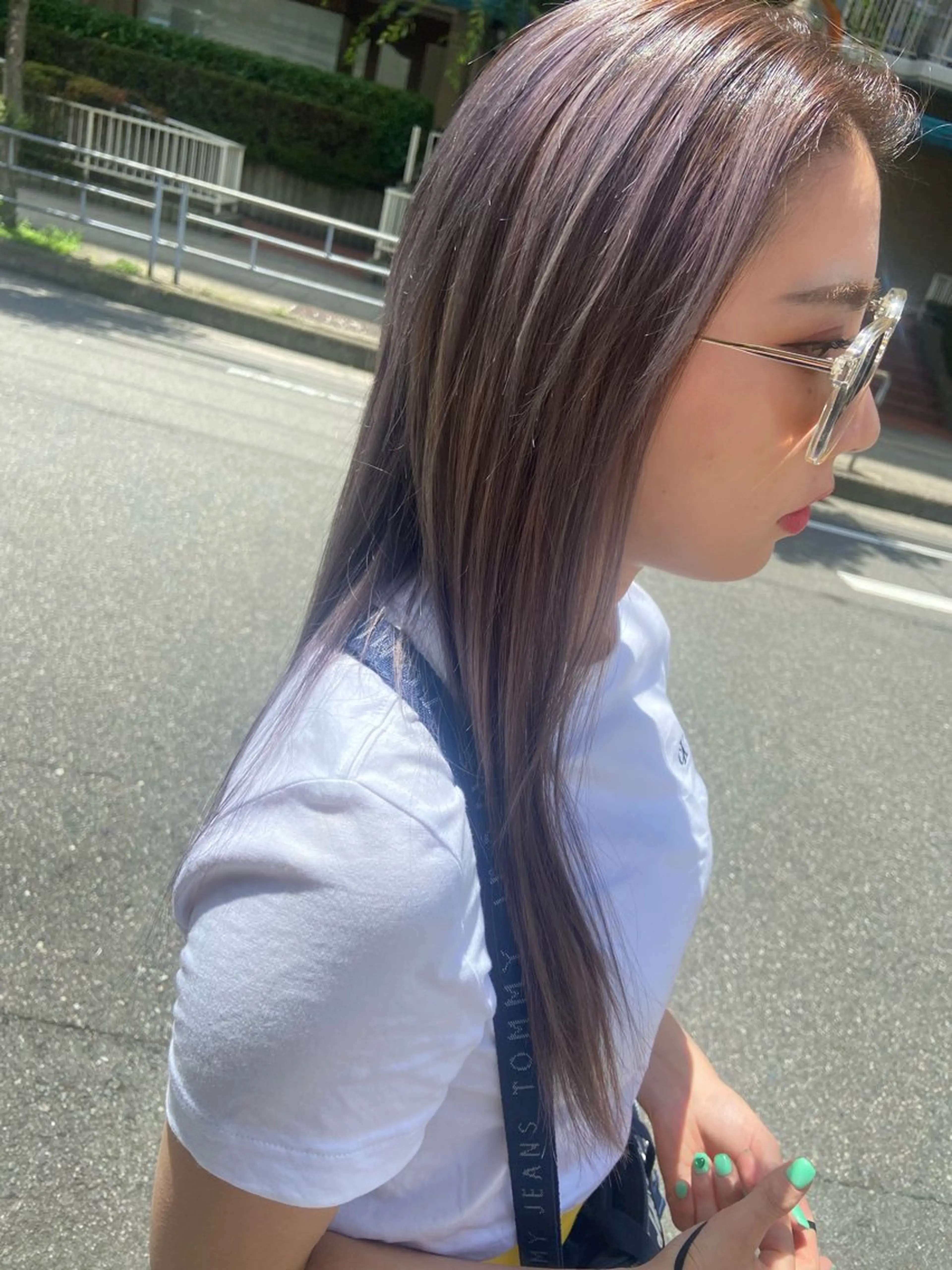 カラー グレージュ ラベンダーカラー ラベンダーグレージュ ラベンダーグレー 西田 莉緒のヘアスタイル