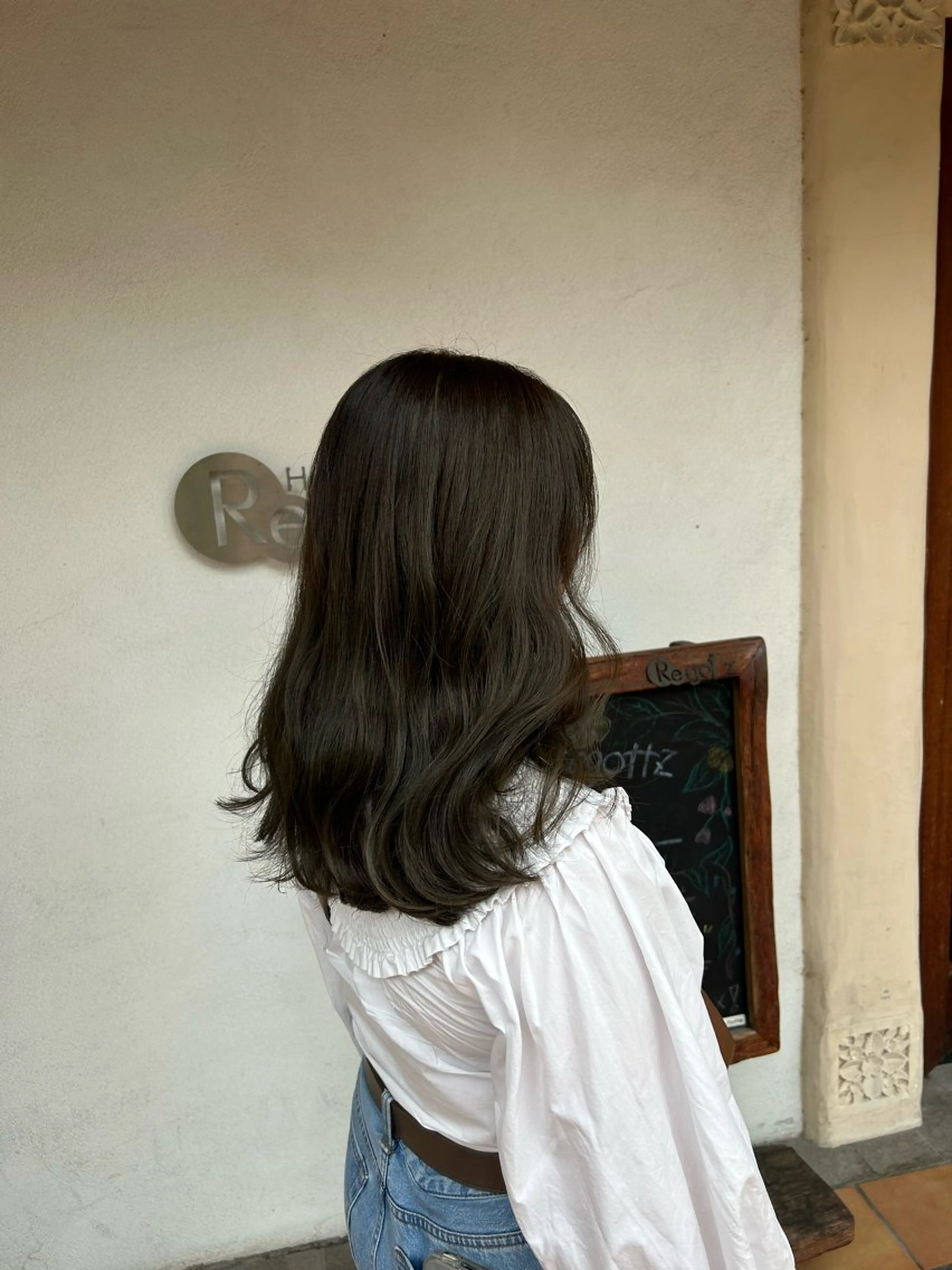 セミロング カラー putri 川邉 優花のヘアスタイル