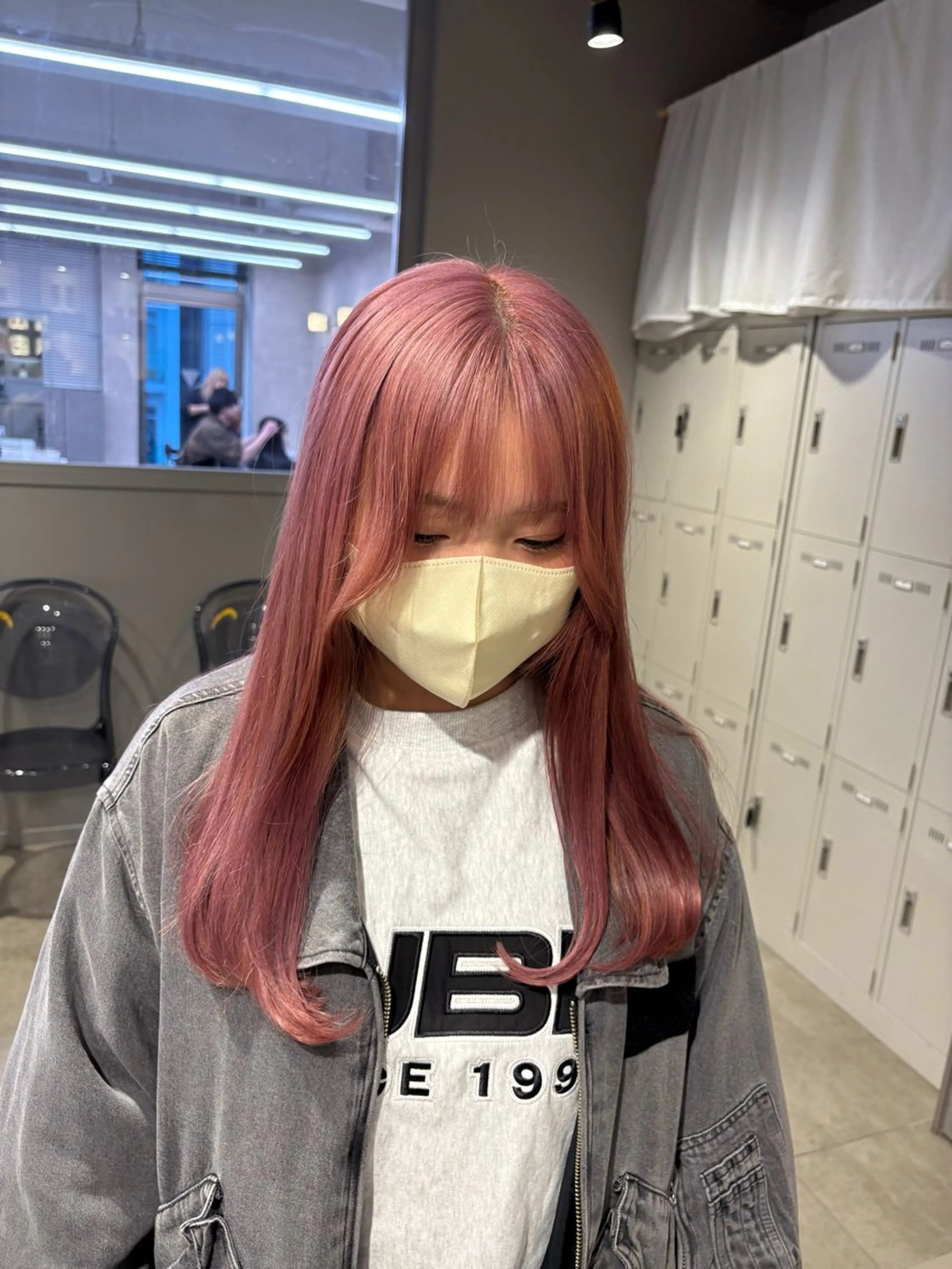 カラー ヘアカラー トリートメント 透明感ベージュ🤎 ナチュラルレイヤーのヘアスタイル