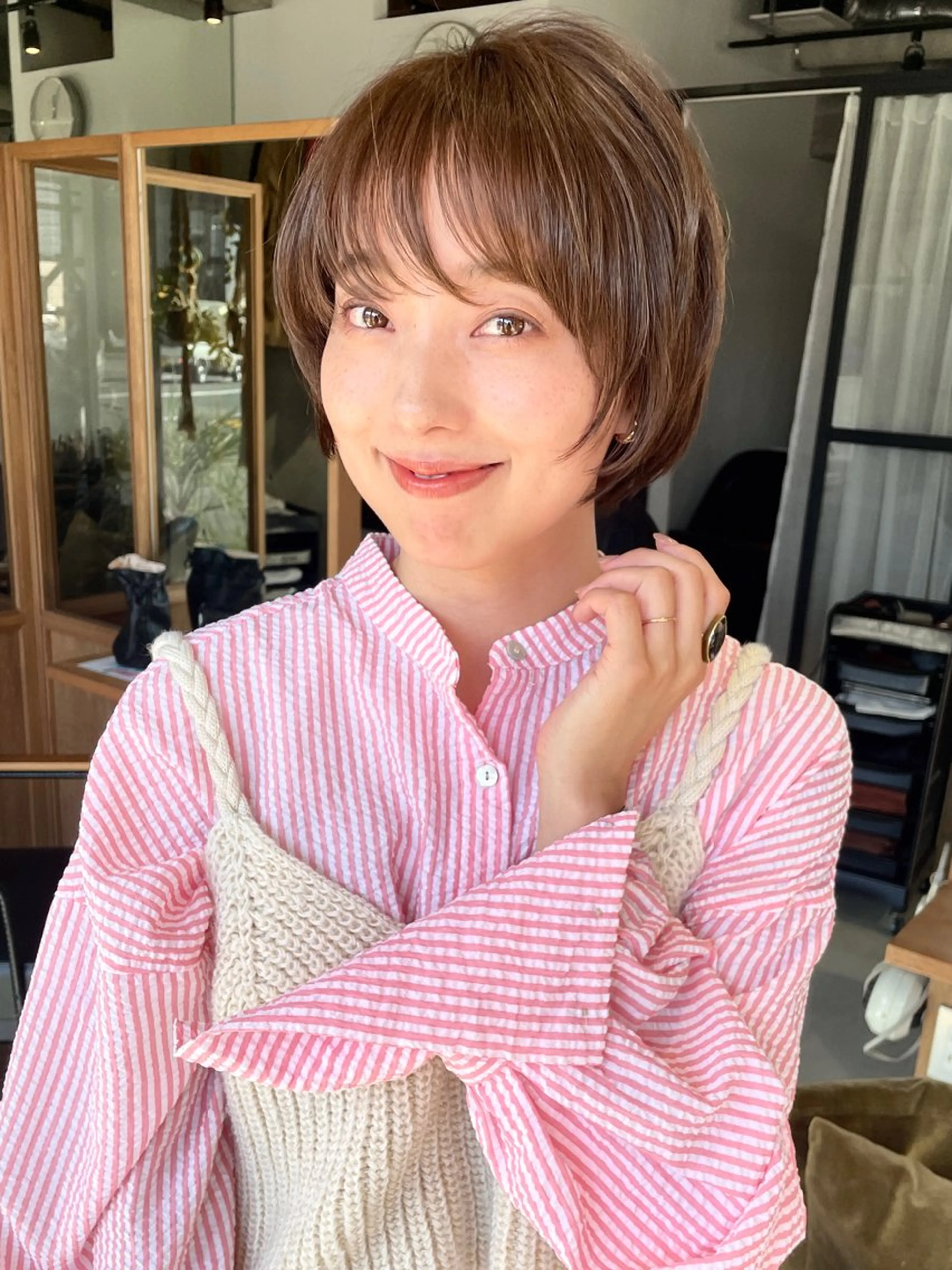 ショート カラー カット ヘアカラー トリートメント FERIA池田 田岡啓佑のヘアスタイル