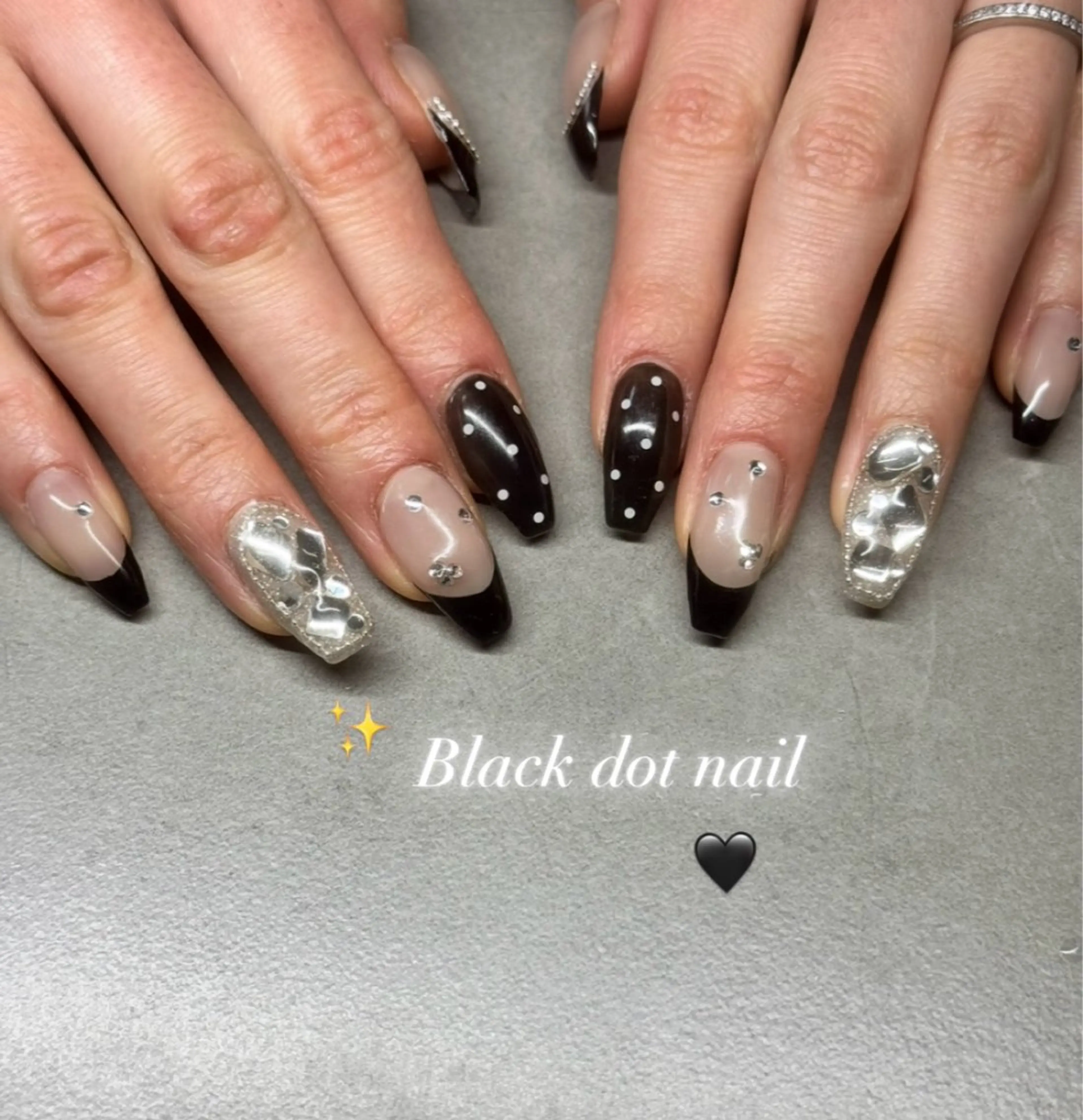 ネイル salon bell （NOA）♡ྀིのネイルデザイン