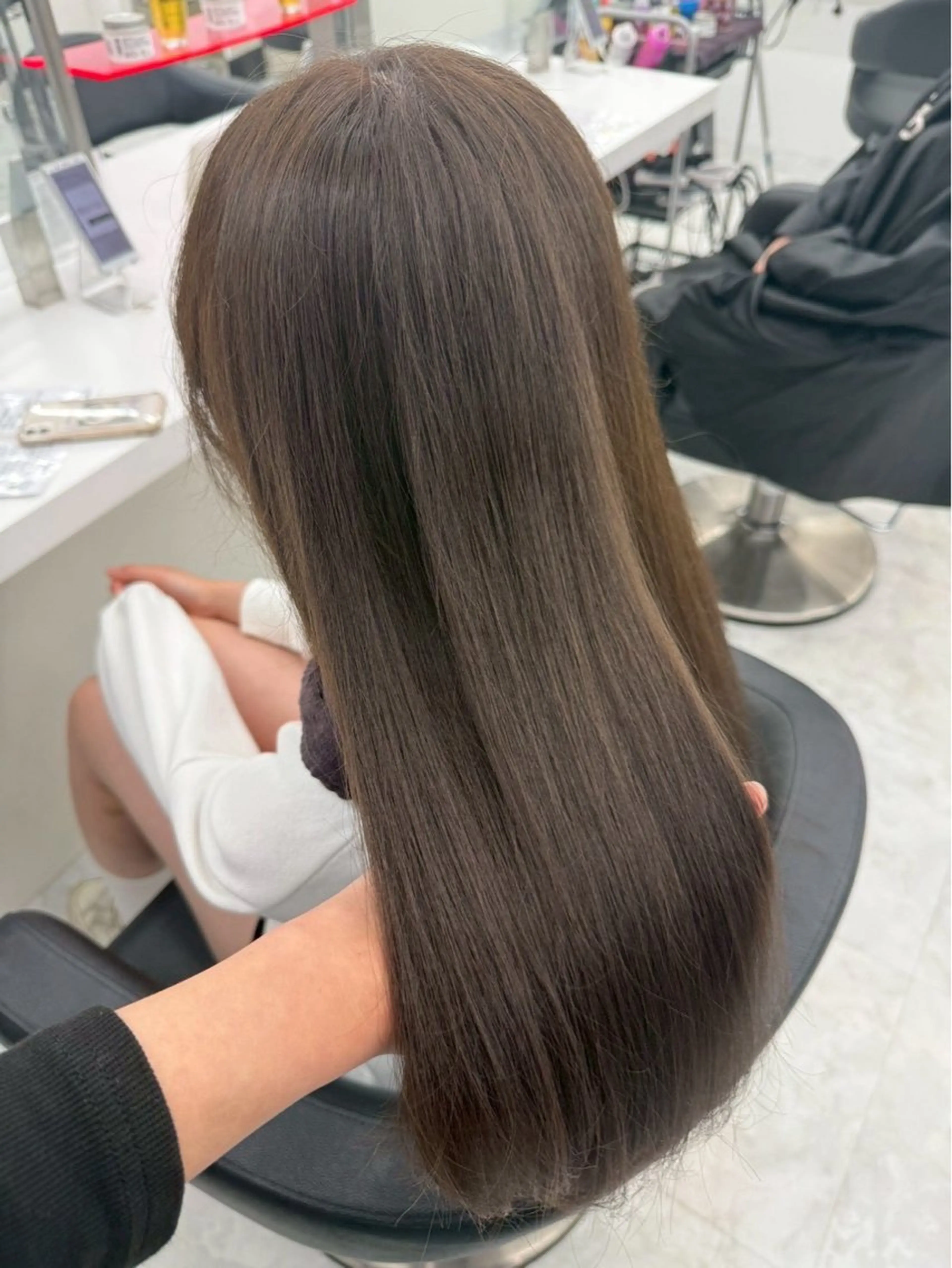 ロング トリートメント 韓国ワンホン透明感 カラー✨🖤ここあのヘアスタイル