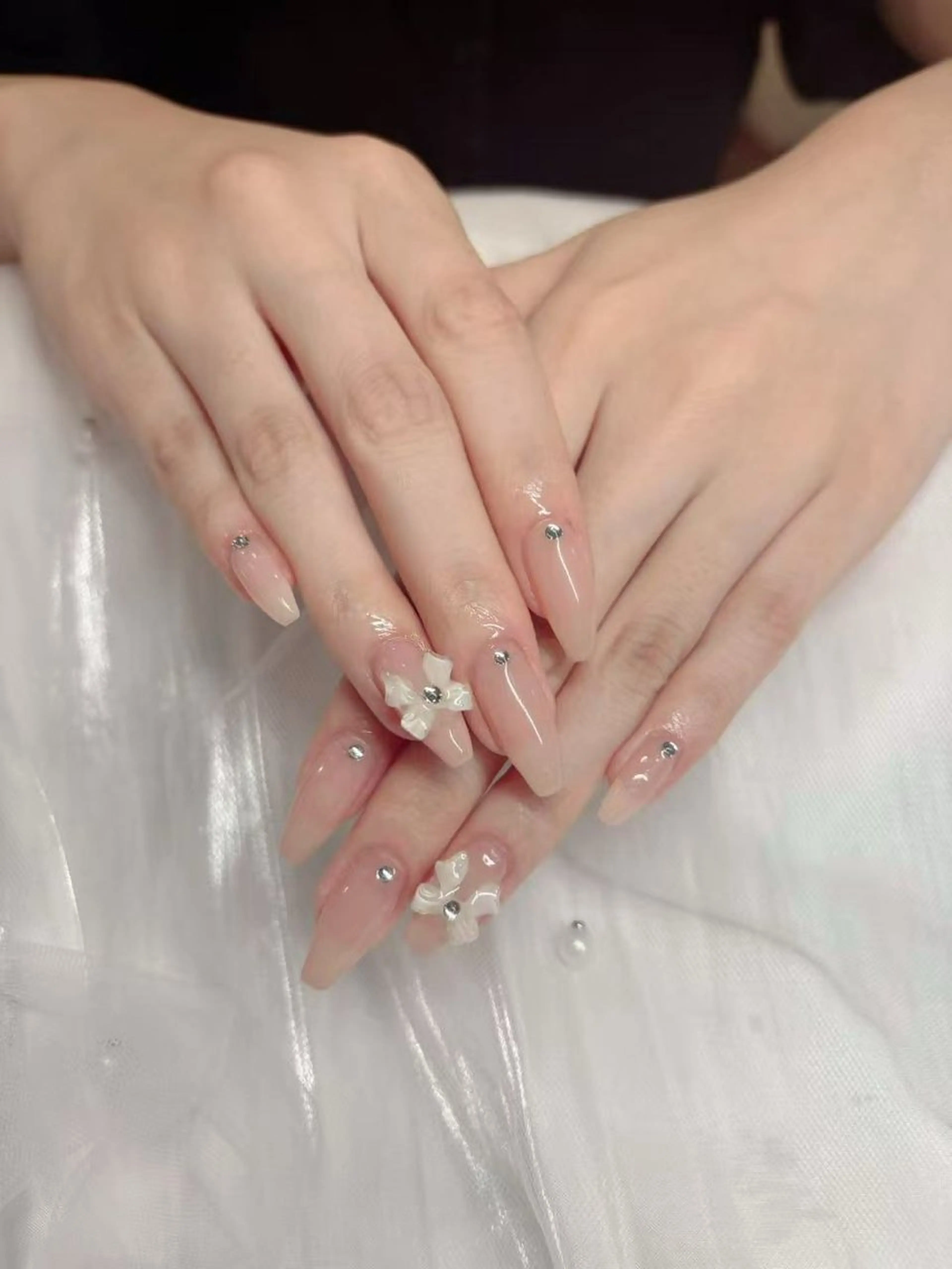 ネイル ハンドネイル ハンドケア The Nail & Eye Lashの眉毛・アイブロウイメージ