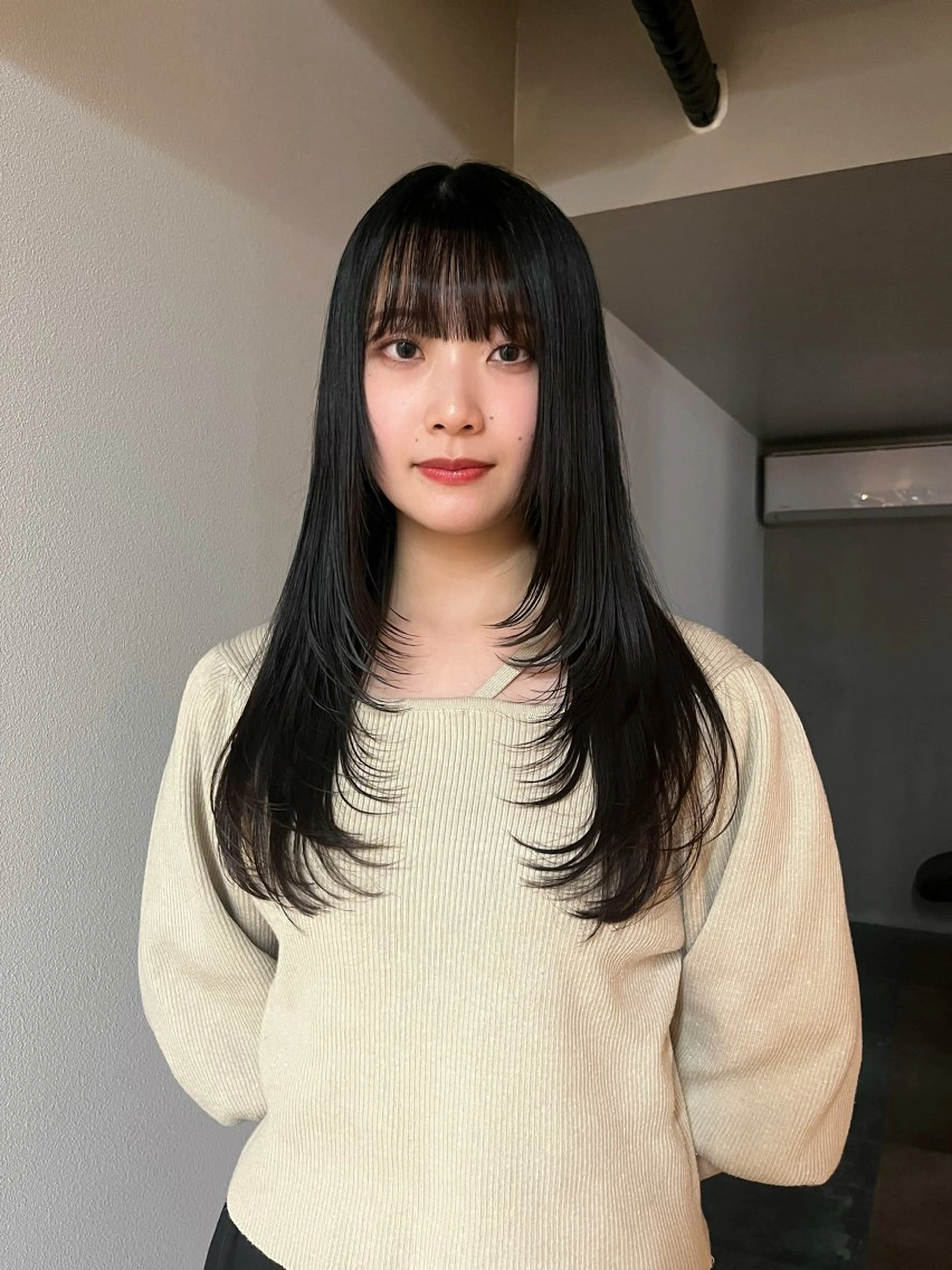 ロング レイヤーカット ロング カット 三浦 ふたばのヘアスタイル