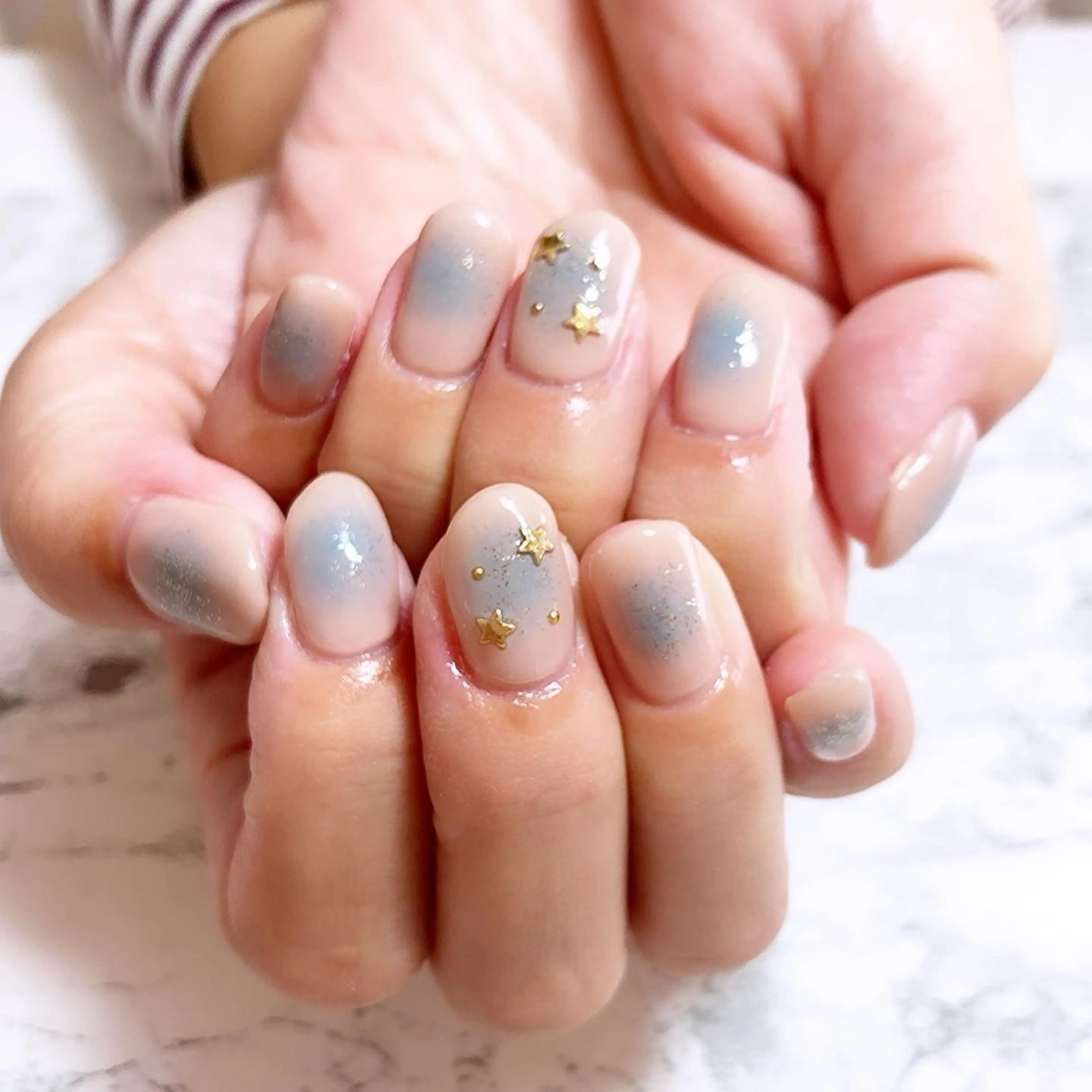 ネイル チークネイル 手書きが得意🖌️ Y’s  nailのネイルデザイン